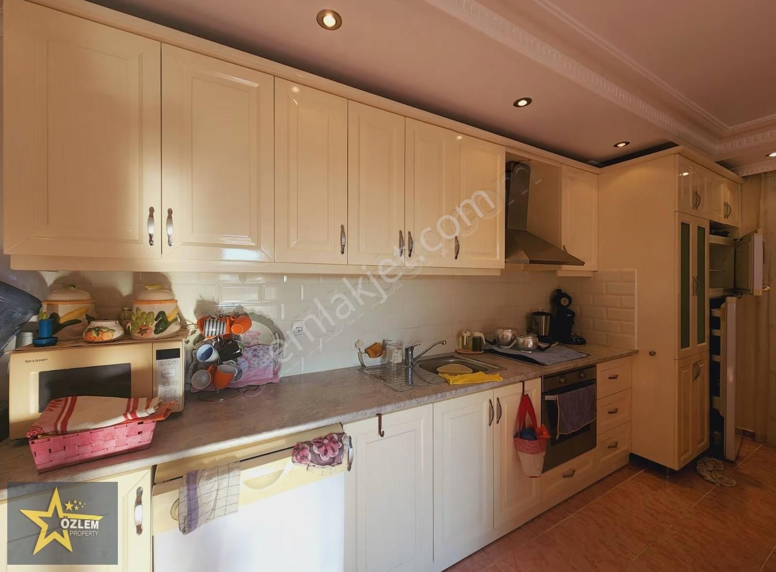 Alanya Mahmutlar Barbaros Caddesi 2+1 Eşyalı Giriş Kat Satılık - Görsel 20