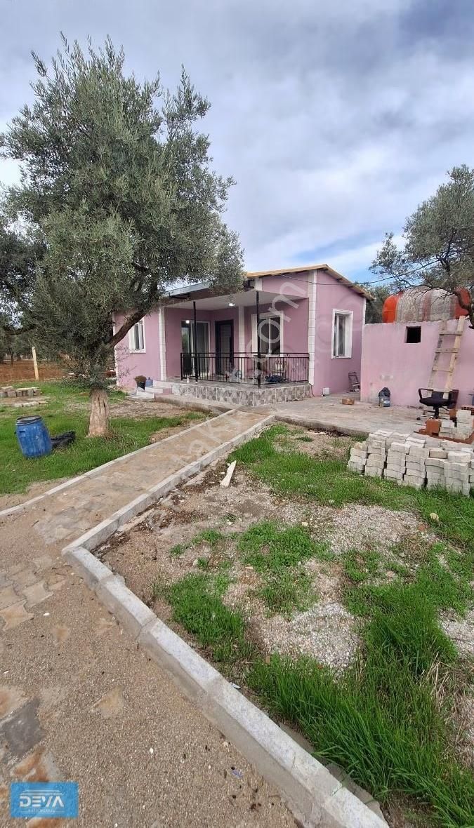 Torbalı Dağkızılca Köyünde Satlık 351m2 Baçe İçinde 60m2 Çatı Ev - Görsel 8