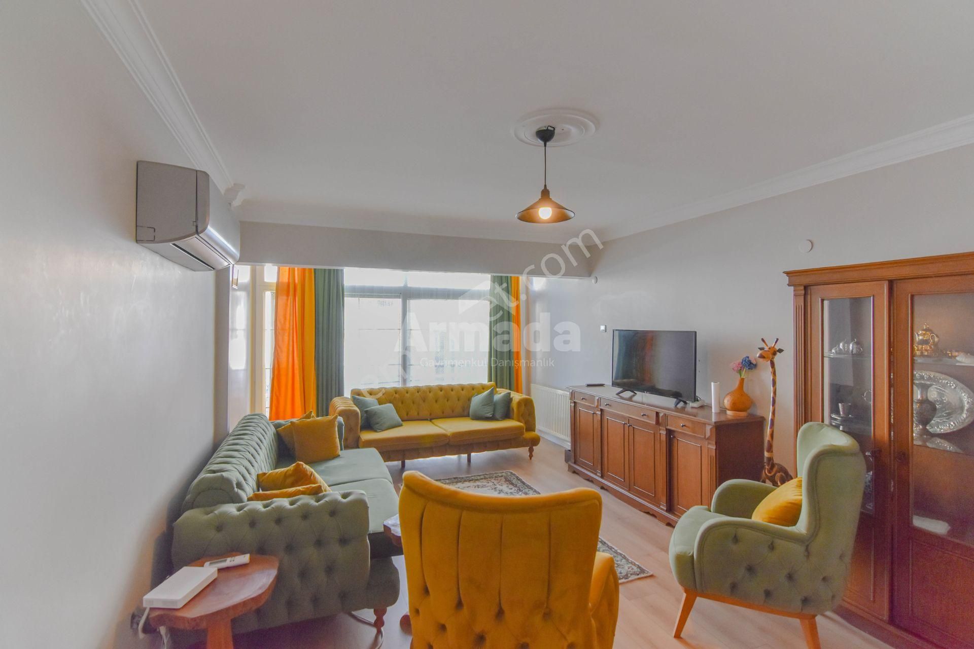 Kuşadası Şehir Merkezi'nde Satılık 3+2 Villa - Görsel 2