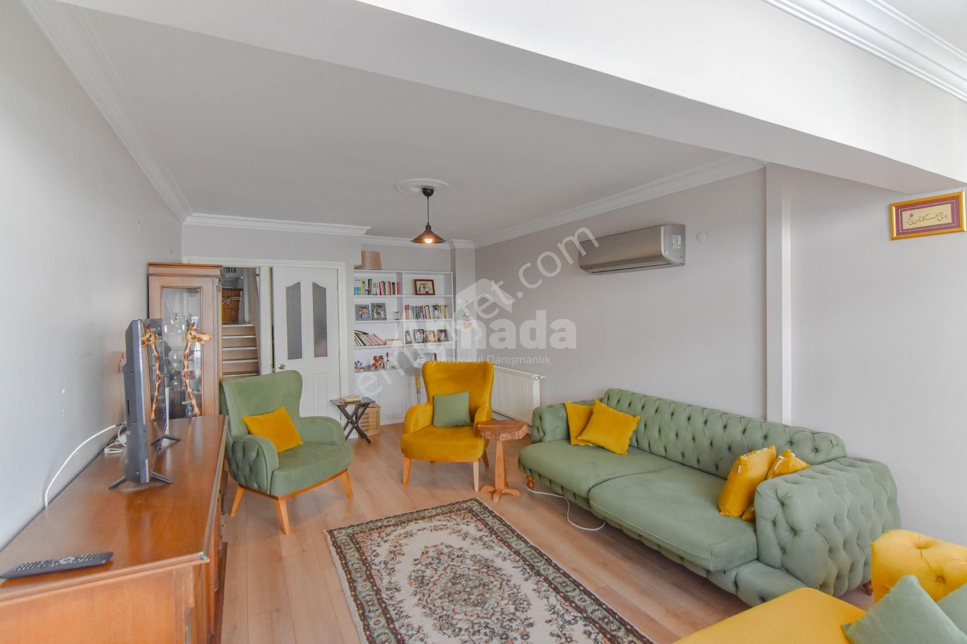 Kuşadası Şehir Merkezi'nde Satılık 3+2 Villa - Görsel 4