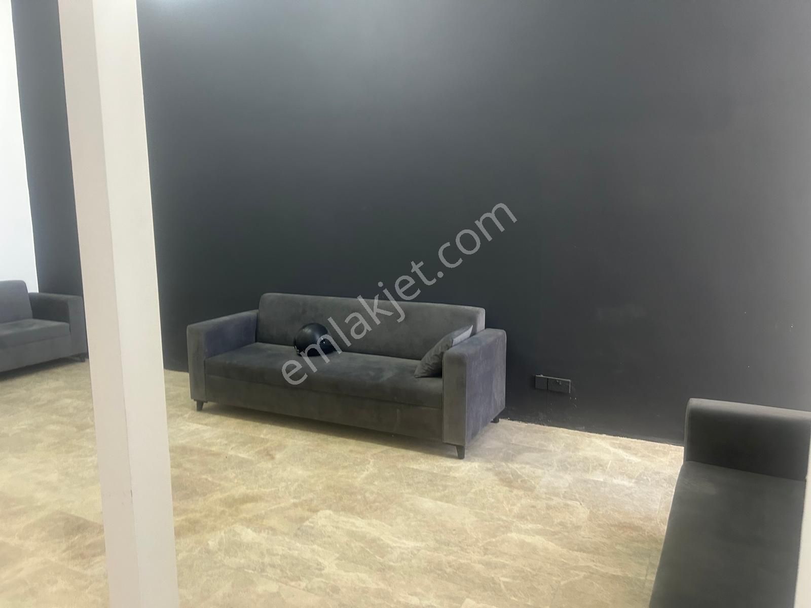 Lefkoşa Bakanlıklar Bölgesi Kiralık Yeni 220 M2 Ve 148 M2 Den Ticariizinli Ofisler. - Görsel 8