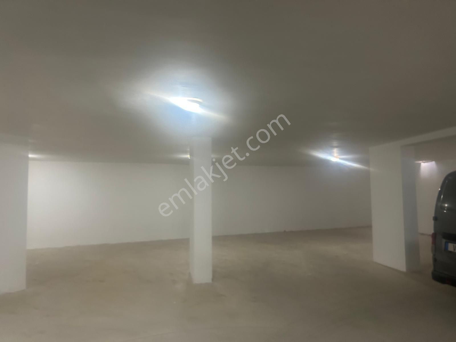 Lefkoşa Bakanlıklar Bölgesi Kiralık Yeni 220 M2 Ve 148 M2 Den Ticariizinli Ofisler. - Görsel 17