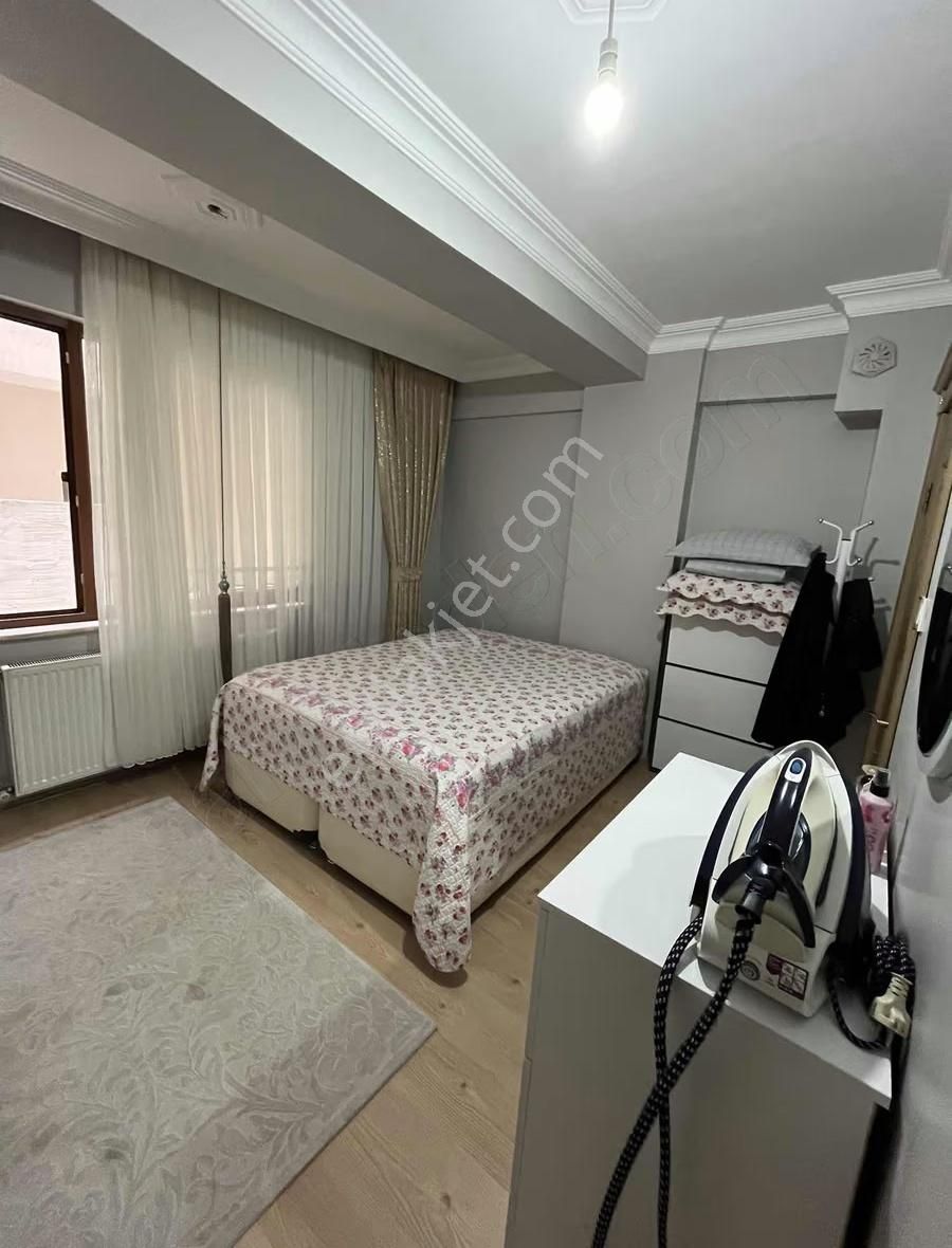 Bayrampaşa Merkezde Ebeveyn Banyolu Yüksek Giriş Daire - Görsel 14