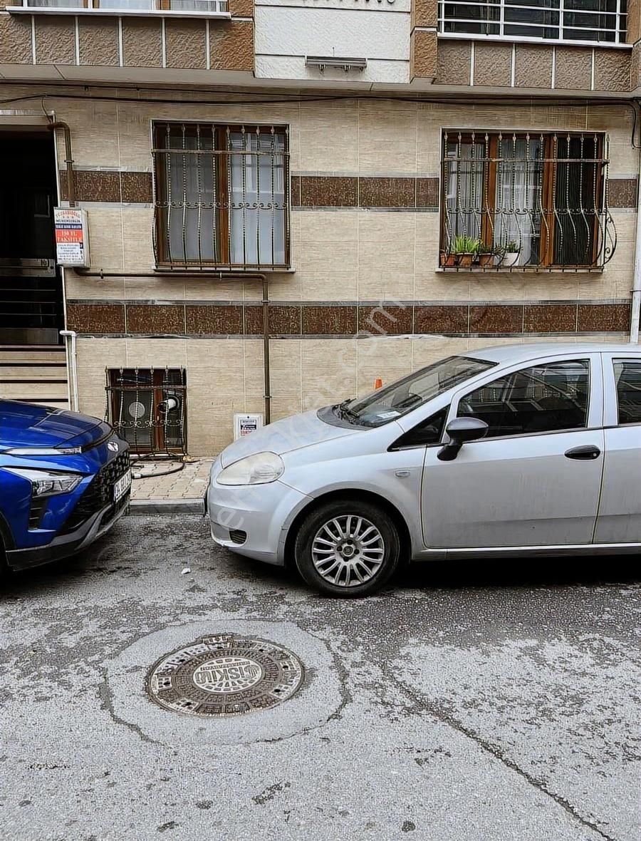 Bayrampaşa Merkezde Ebeveyn Banyolu Yüksek Giriş Daire