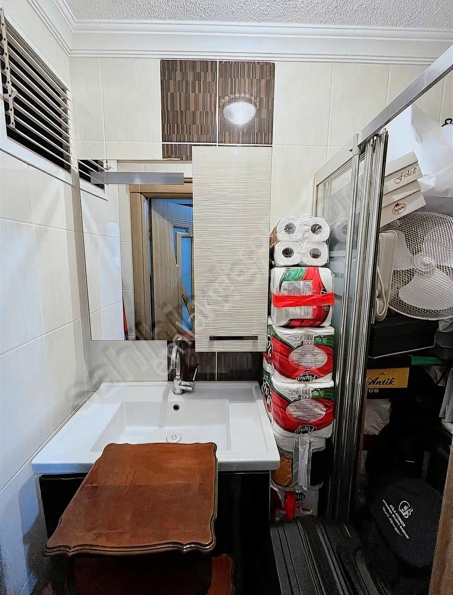 Bayrampaşa Merkezde Ebeveyn Banyolu Yüksek Giriş Daire - Görsel 19