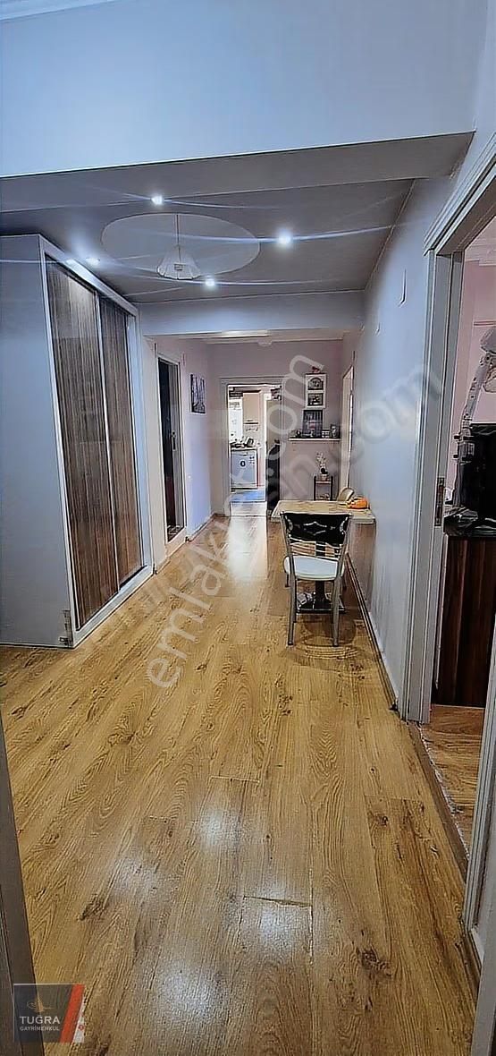 Denize Sıfır, Gmk Üzeri Satılık Geniş 2+1 Daire - Görsel 2