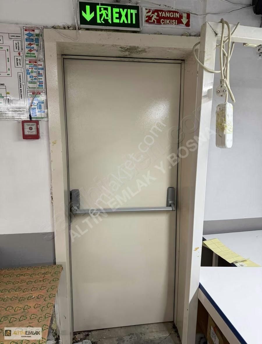 Yenibosna Mer Camii Karşında 650m2 İmalata Uygun İskanlı İş Yeri - Görsel 33