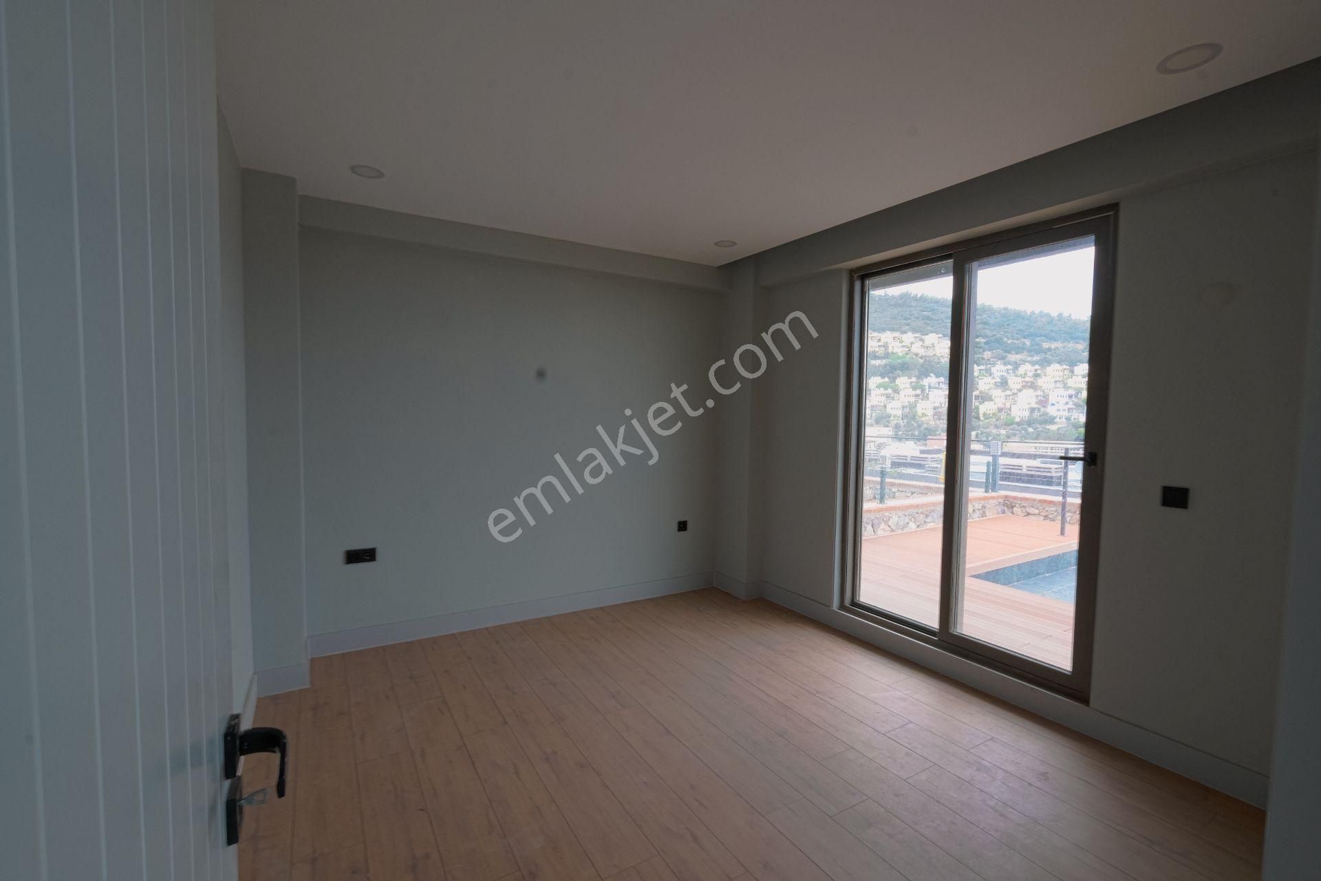 Kıyıkışlacık'da Satılık Full Deniz Manzaralı Dubleks 3+1 Villa - Görsel 15