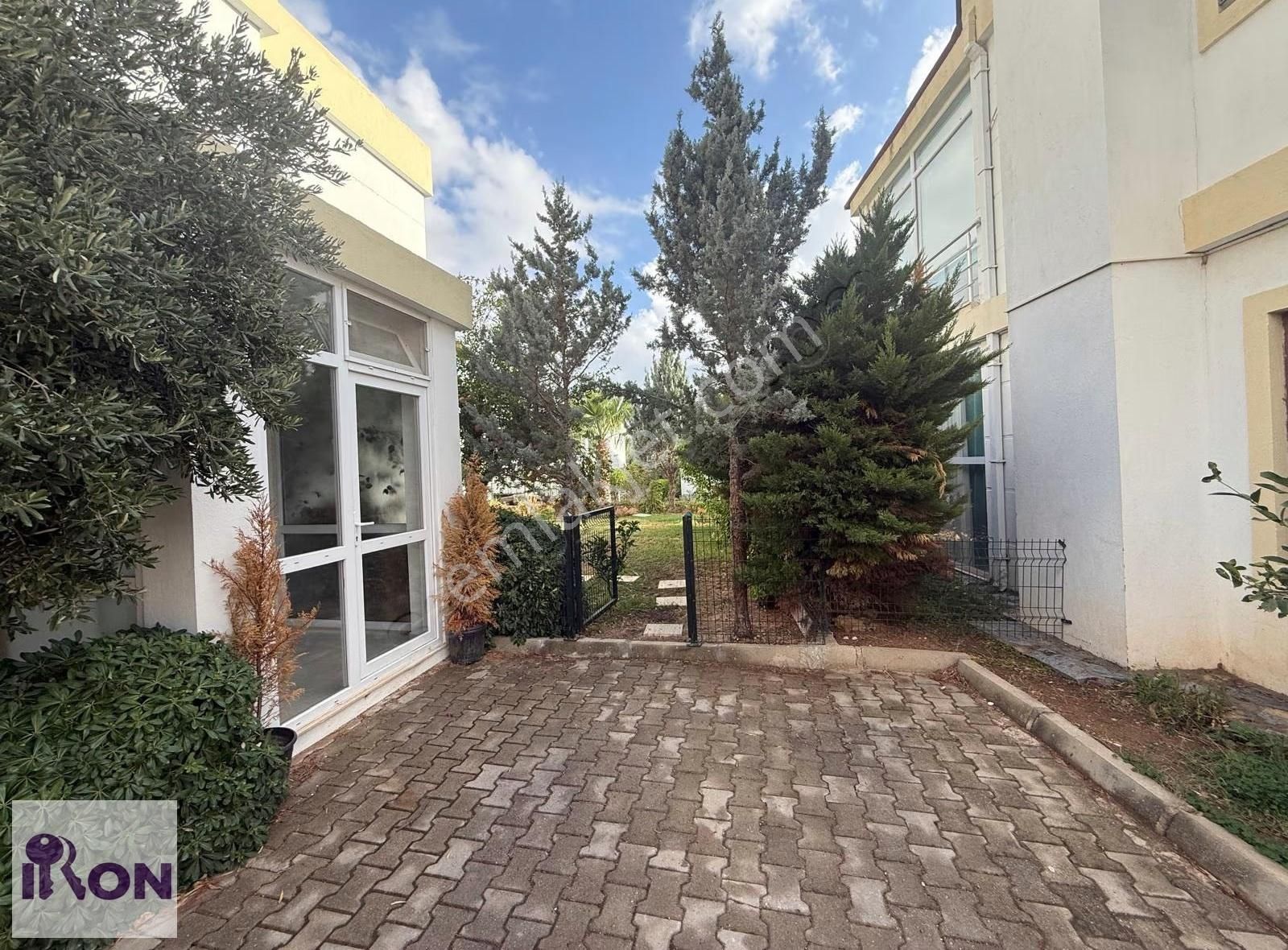 Bodrum Merkezi Konumda Kiralık Lüks Villa !! - Görsel 27