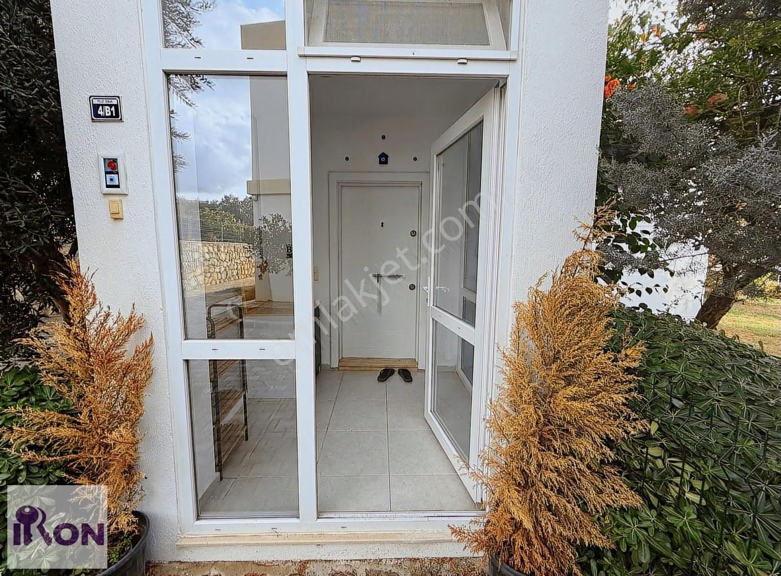 Bodrum Merkezi Konumda Kiralık Lüks Villa !! - Görsel 11