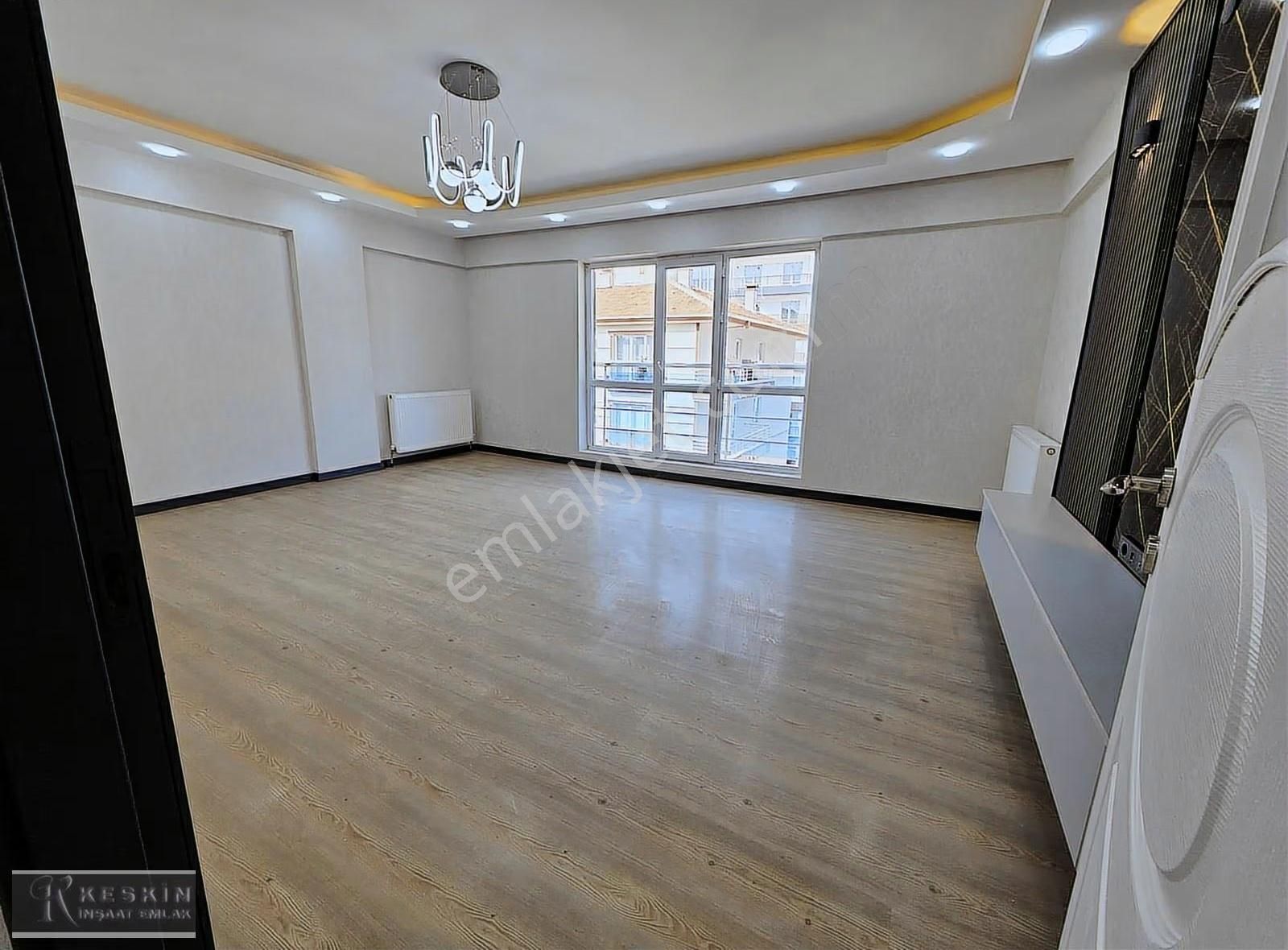 Keçiören Karakaya Mah Cadde Yakını 3+1 Orta Kat Yapılı Asansörlü - Görsel 8