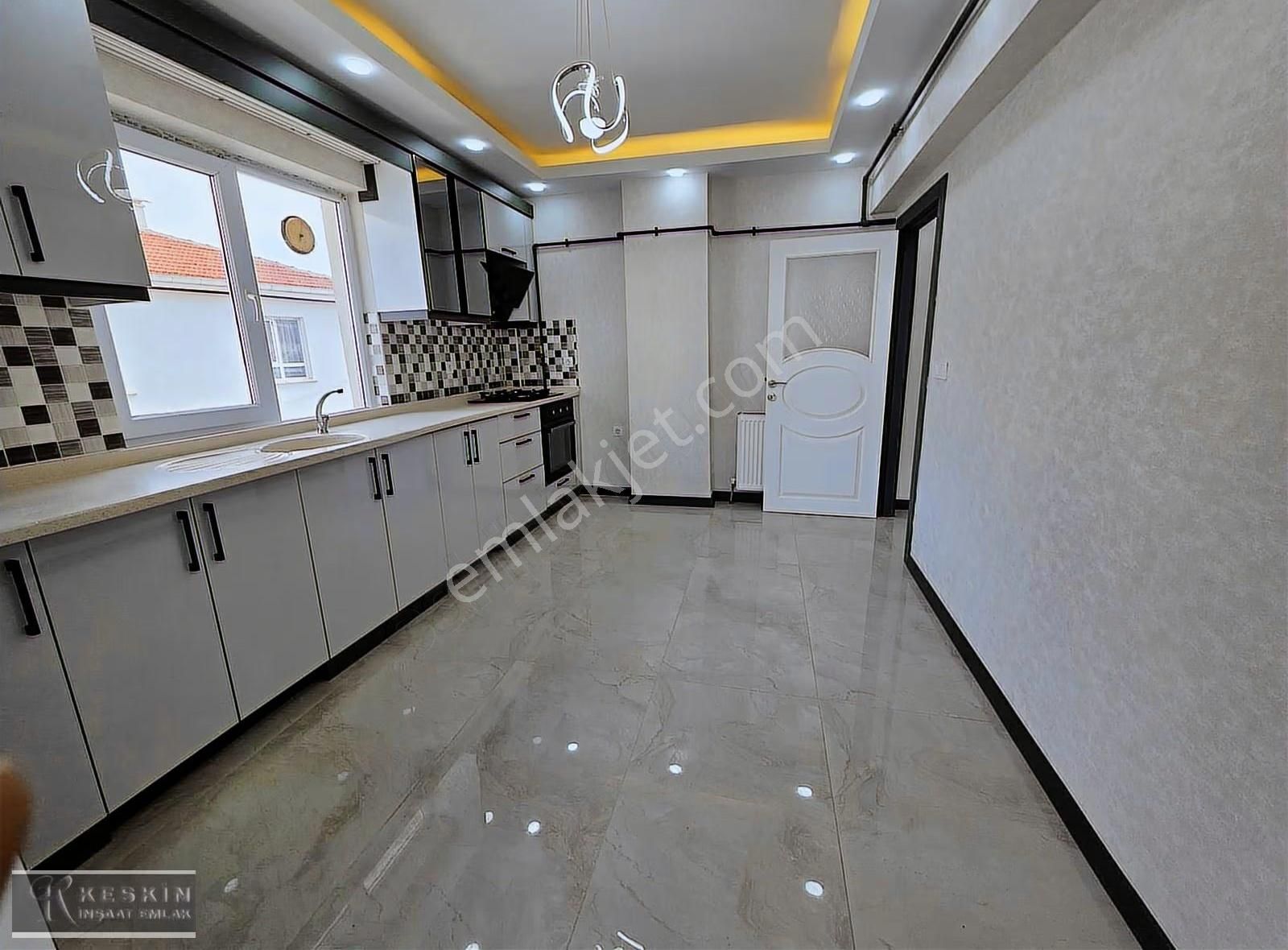 Keçiören Karakaya Mah Cadde Yakını 3+1 Orta Kat Yapılı Asansörlü - Görsel 14