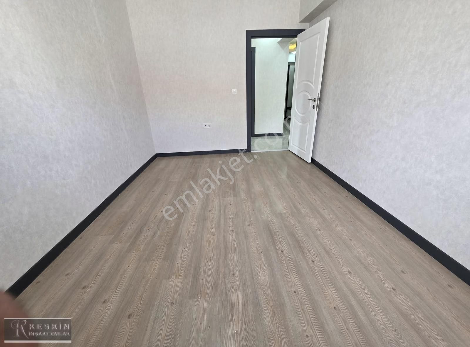 Keçiören Karakaya Mah Cadde Yakını 3+1 Orta Kat Yapılı Asansörlü - Görsel 10