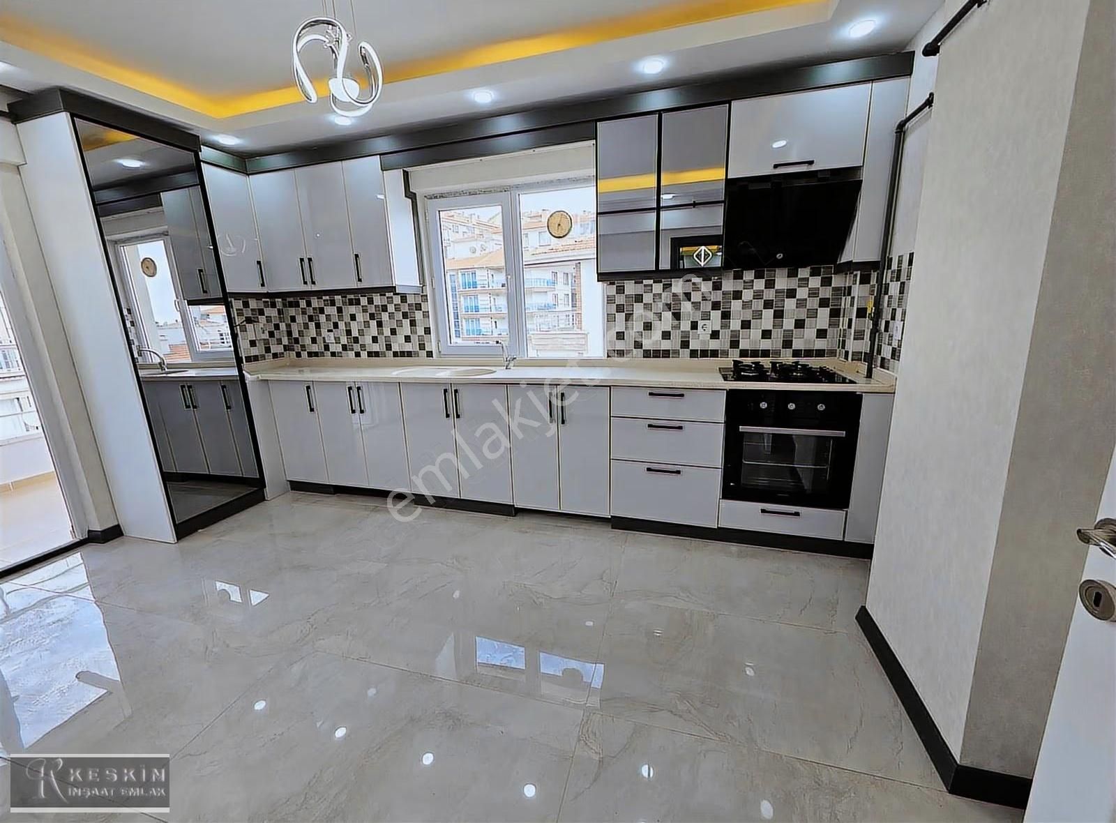 Keçiören Karakaya Mah Cadde Yakını 3+1 Orta Kat Yapılı Asansörlü - Görsel 23