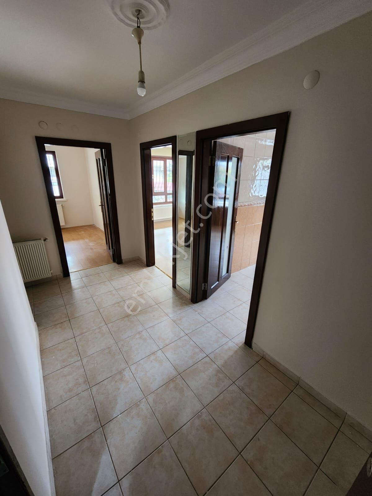 Gül Emlaktan 1.kat Konumunda 2+1 Yüksek Giris - Görsel 2