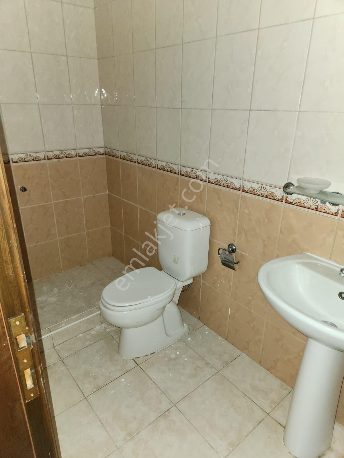 Gül Emlaktan 1.kat Konumunda 2+1 Yüksek Giris - Görsel 17