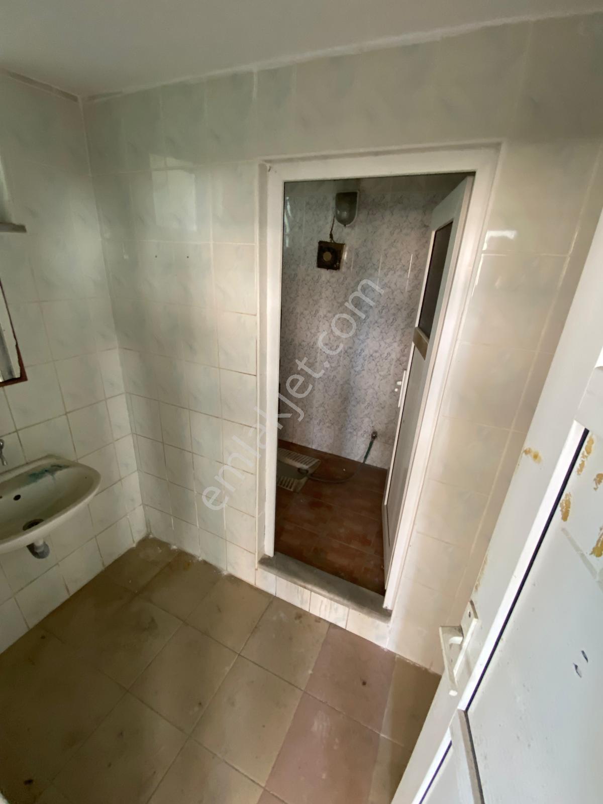 Trabzon Yomra'da Kiralık Dükkan - Görsel 17