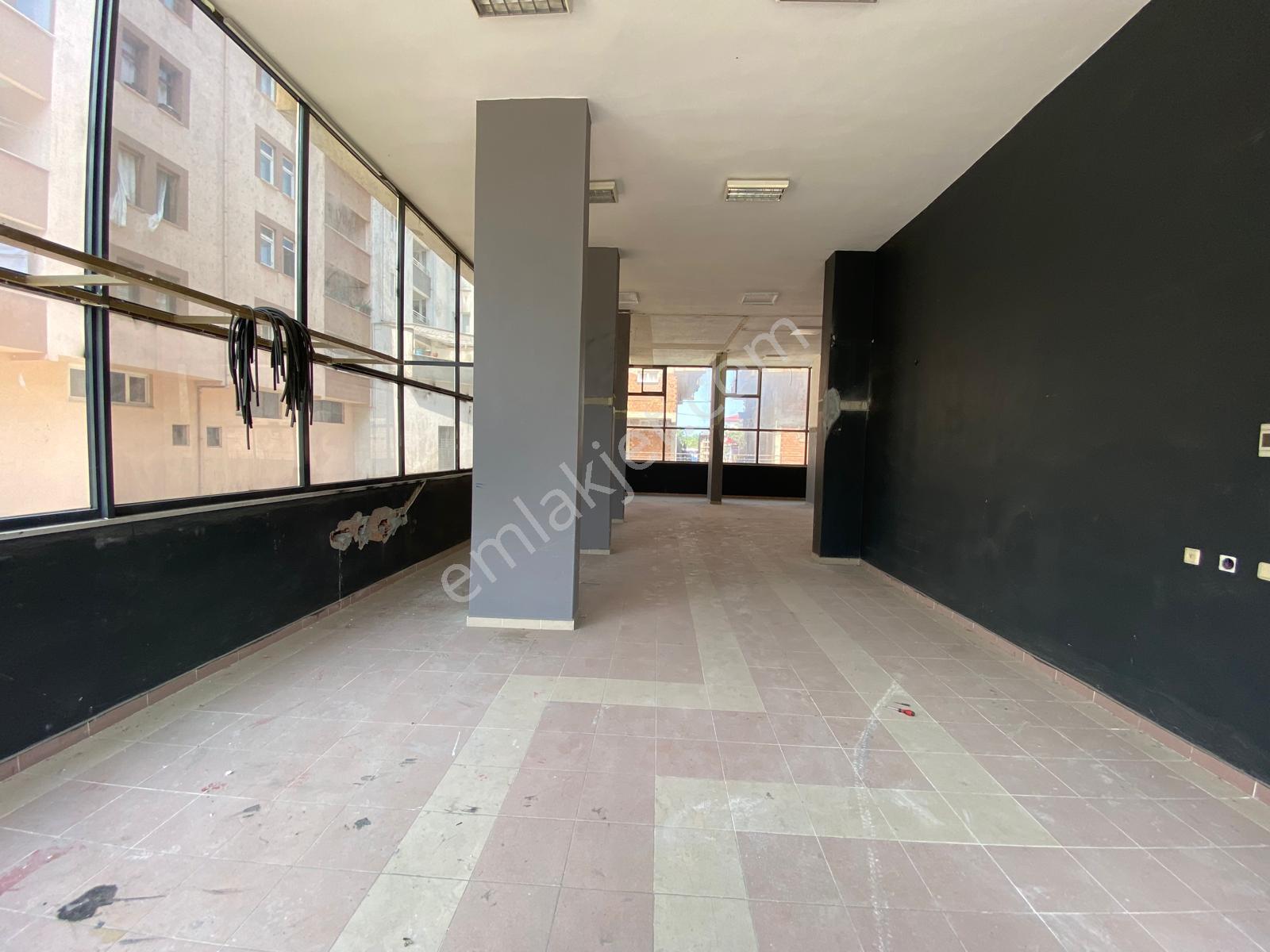 Trabzon Yomra'da Kiralık Dükkan - Görsel 9