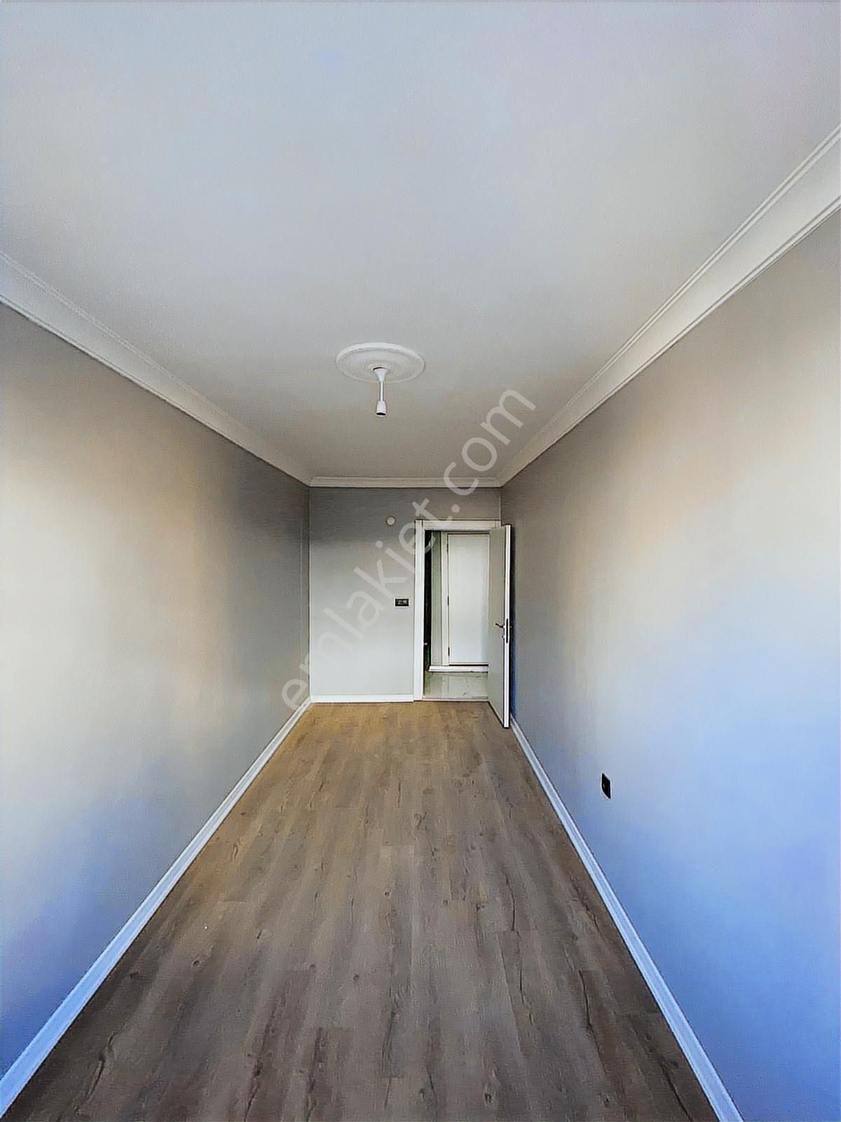 Kozanovadan Tatlıkuyuda Asansörlü, Geniş 2+1 Daire! - Görsel 6