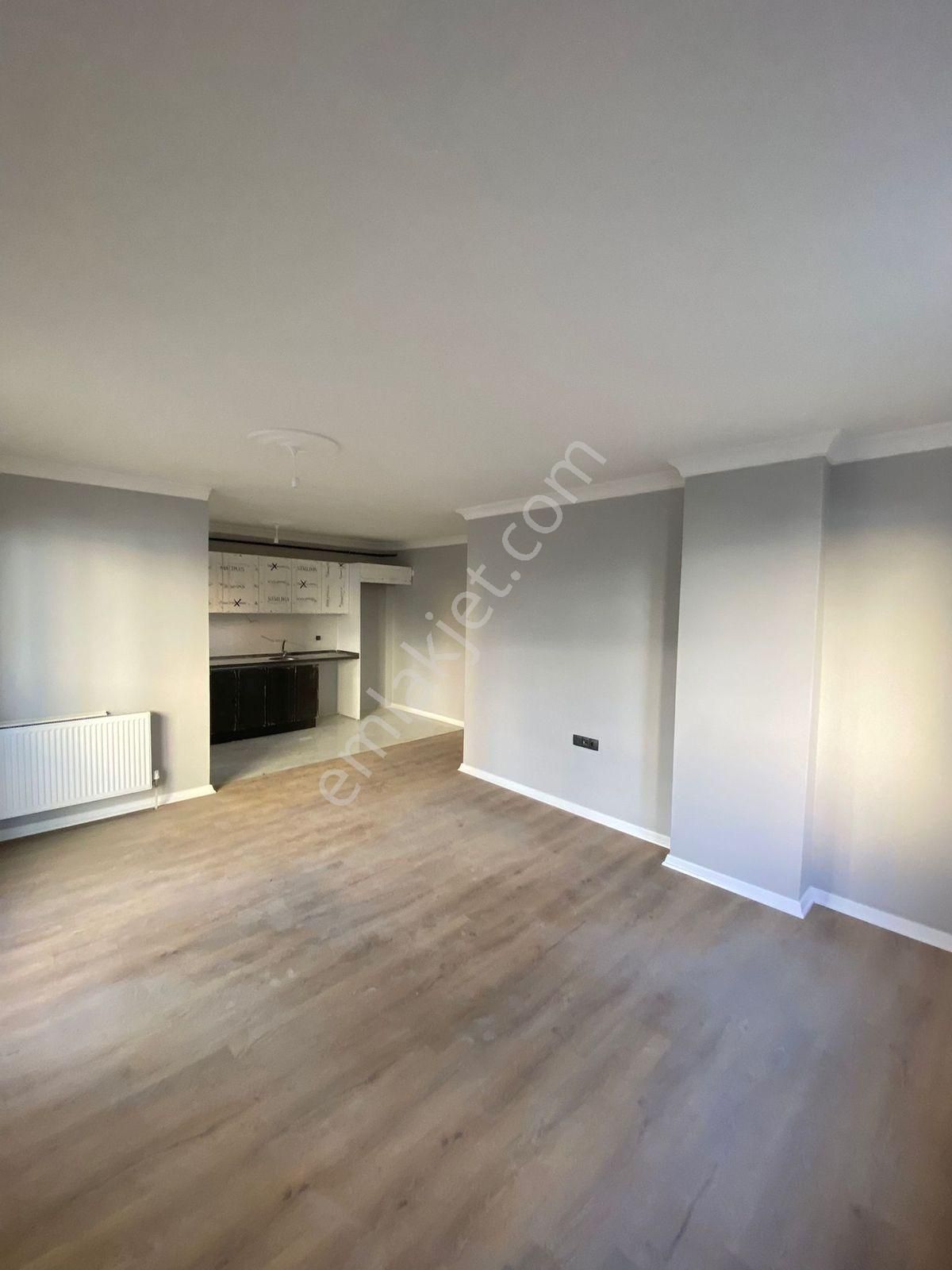 Kozanovadan Tatlıkuyuda Asansörlü, Geniş 2+1 Daire! - Görsel 14