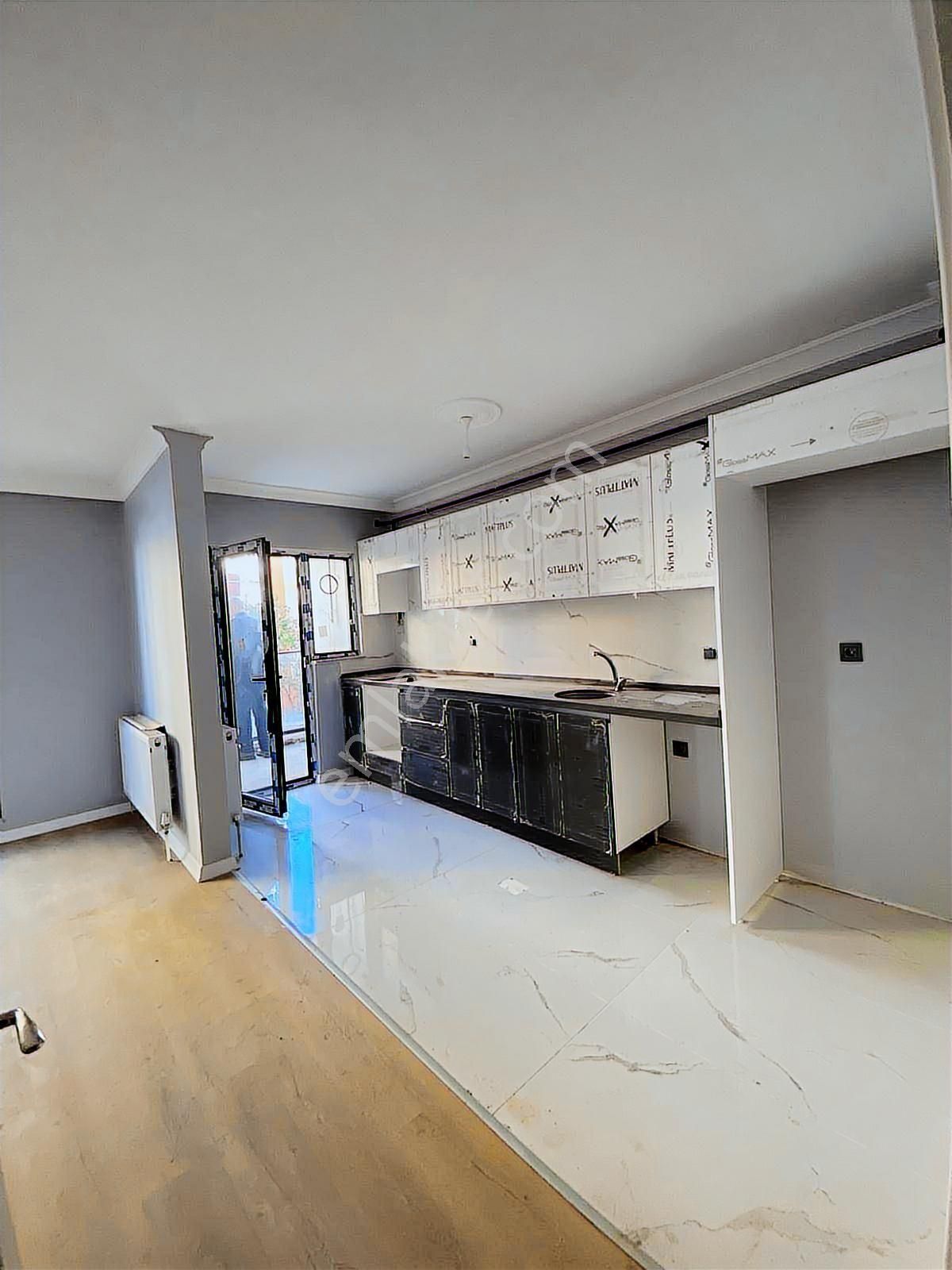 Kozanovadan Tatlıkuyuda Asansörlü, Geniş 2+1 Daire! - Görsel 19