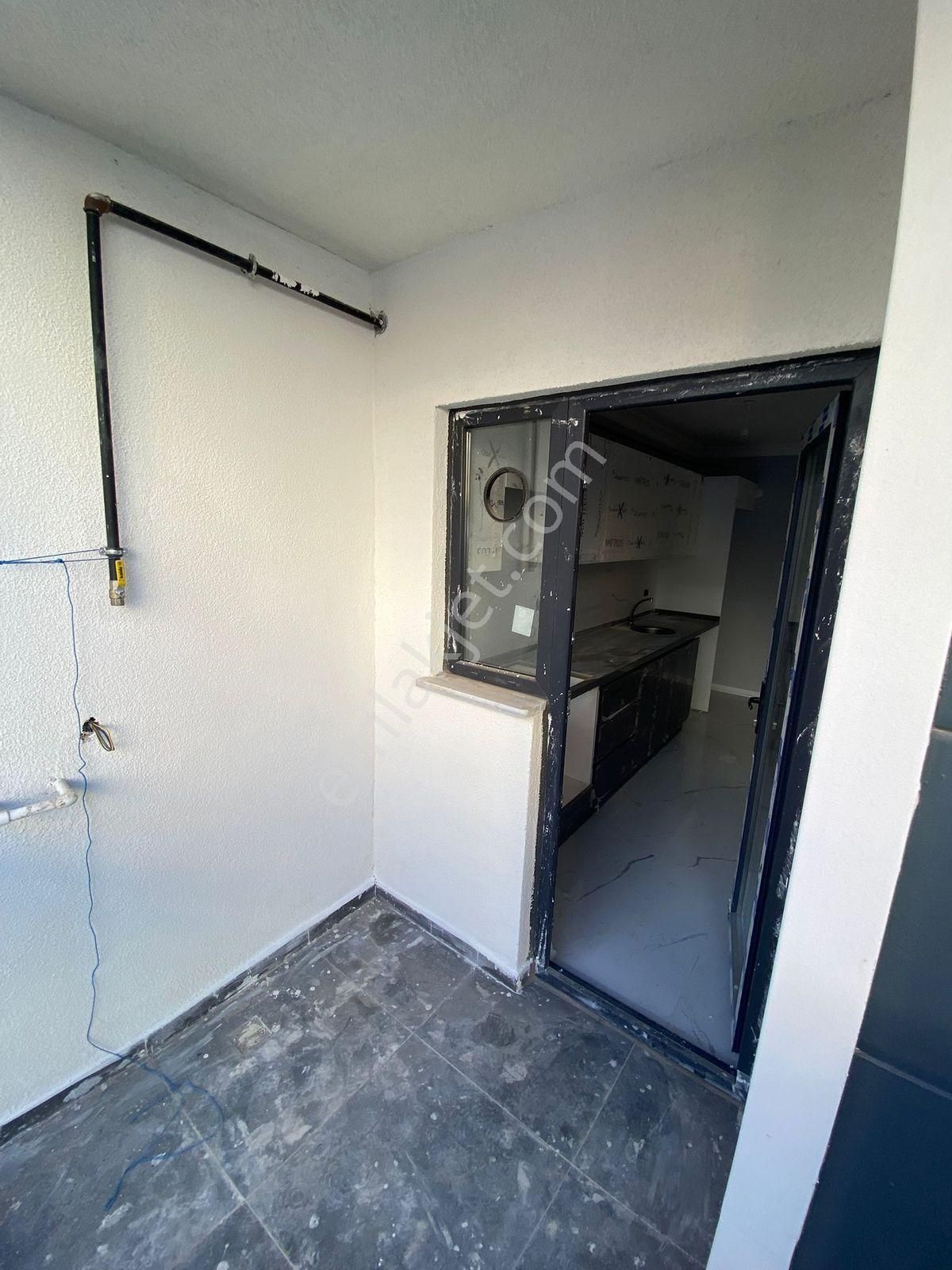 Kozanovadan Tatlıkuyuda Asansörlü, Geniş 2+1 Daire! - Görsel 20