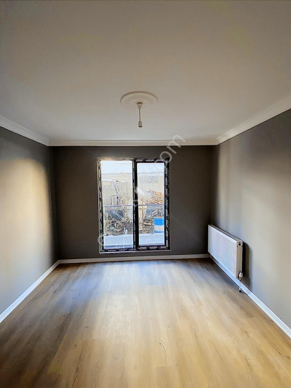 Kozanovadan Tatlıkuyuda Asansörlü, Geniş 2+1 Daire! - Görsel 9