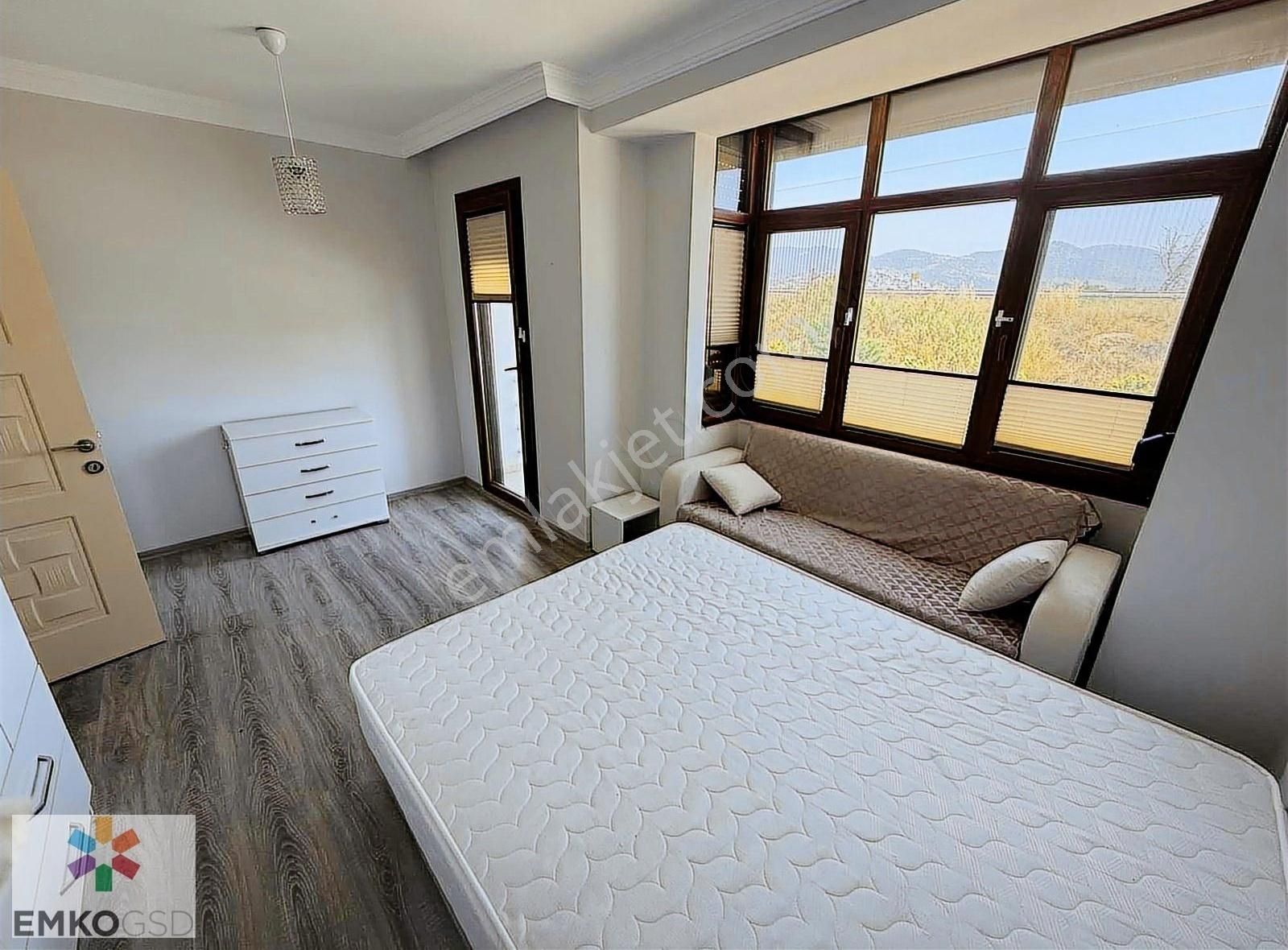 Emko'dan Havuzlu,denize Sıfır Site İçerisinde 3+1 Villa - Görsel 21