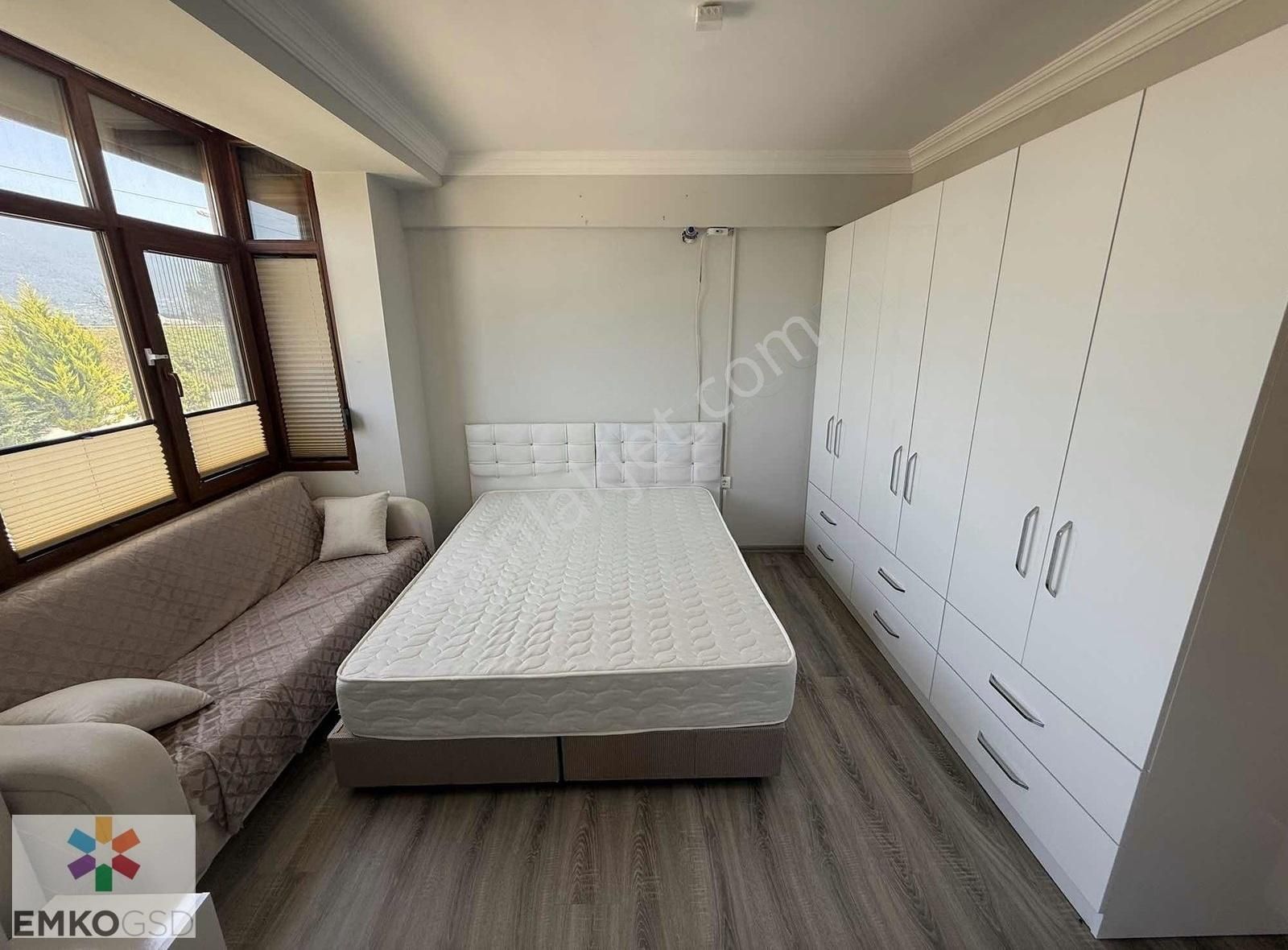 Emko'dan Havuzlu,denize Sıfır Site İçerisinde 3+1 Villa - Görsel 12