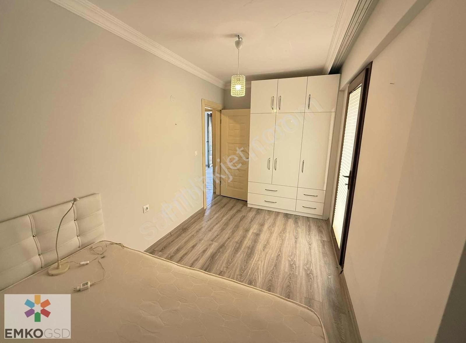 Emko'dan Havuzlu,denize Sıfır Site İçerisinde 3+1 Villa - Görsel 14