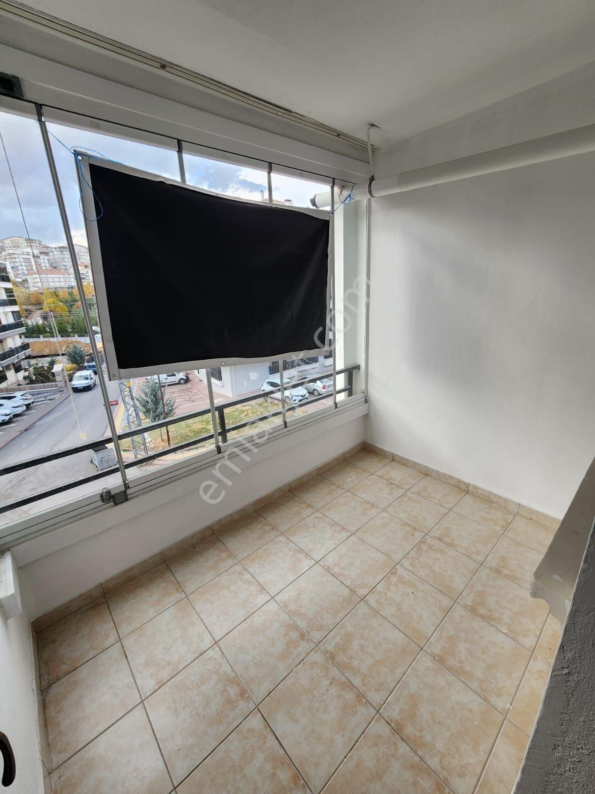 Gül Emlaktan 1.kat 3+1 Park Manzarılı Yapılı Masrafsız Daire - Görsel 24