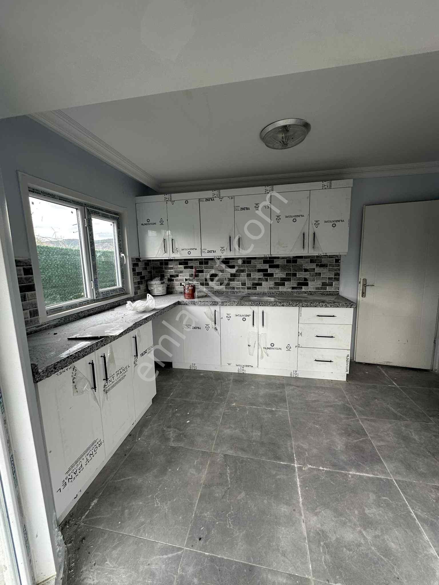 Çatalca Çakıl Mahallesinde 337m2 Arsa İçerisinde 100 M2 Ev - Görsel 8