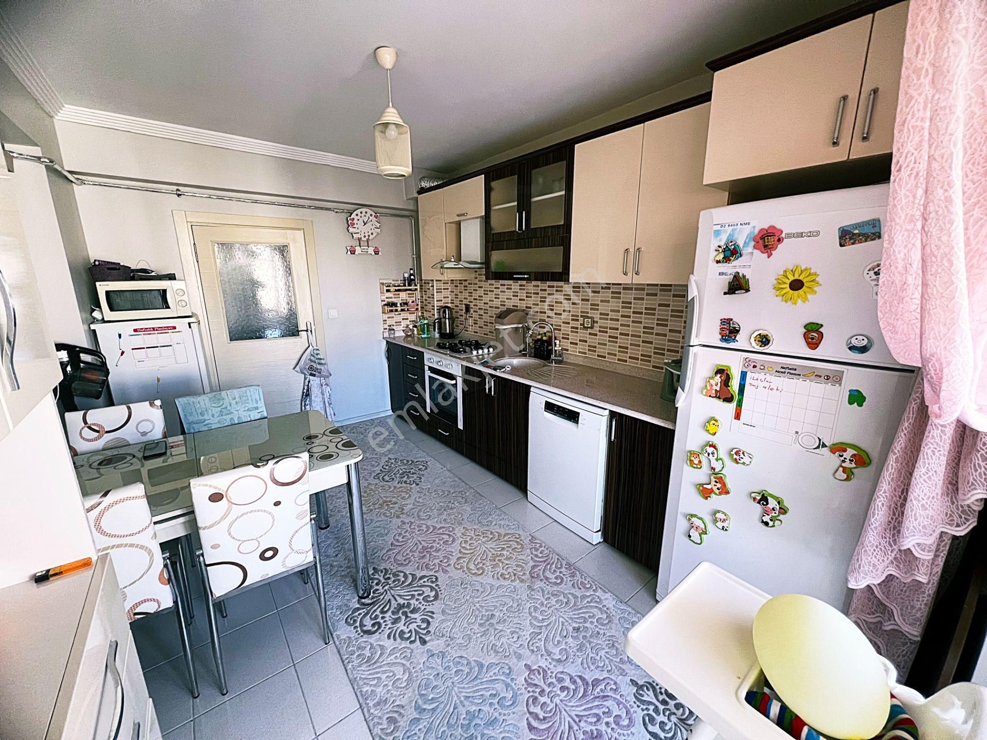 Şentepenin Göbeğinde Seval Ve Piri Cadde Arası Satlık 3+1 Daire