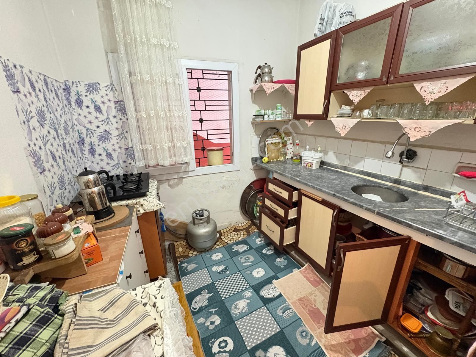 Prestij'den Sağlık'ta Emsalsiz Fiyata 3 Katlı Müstakil Bina - Görsel 11