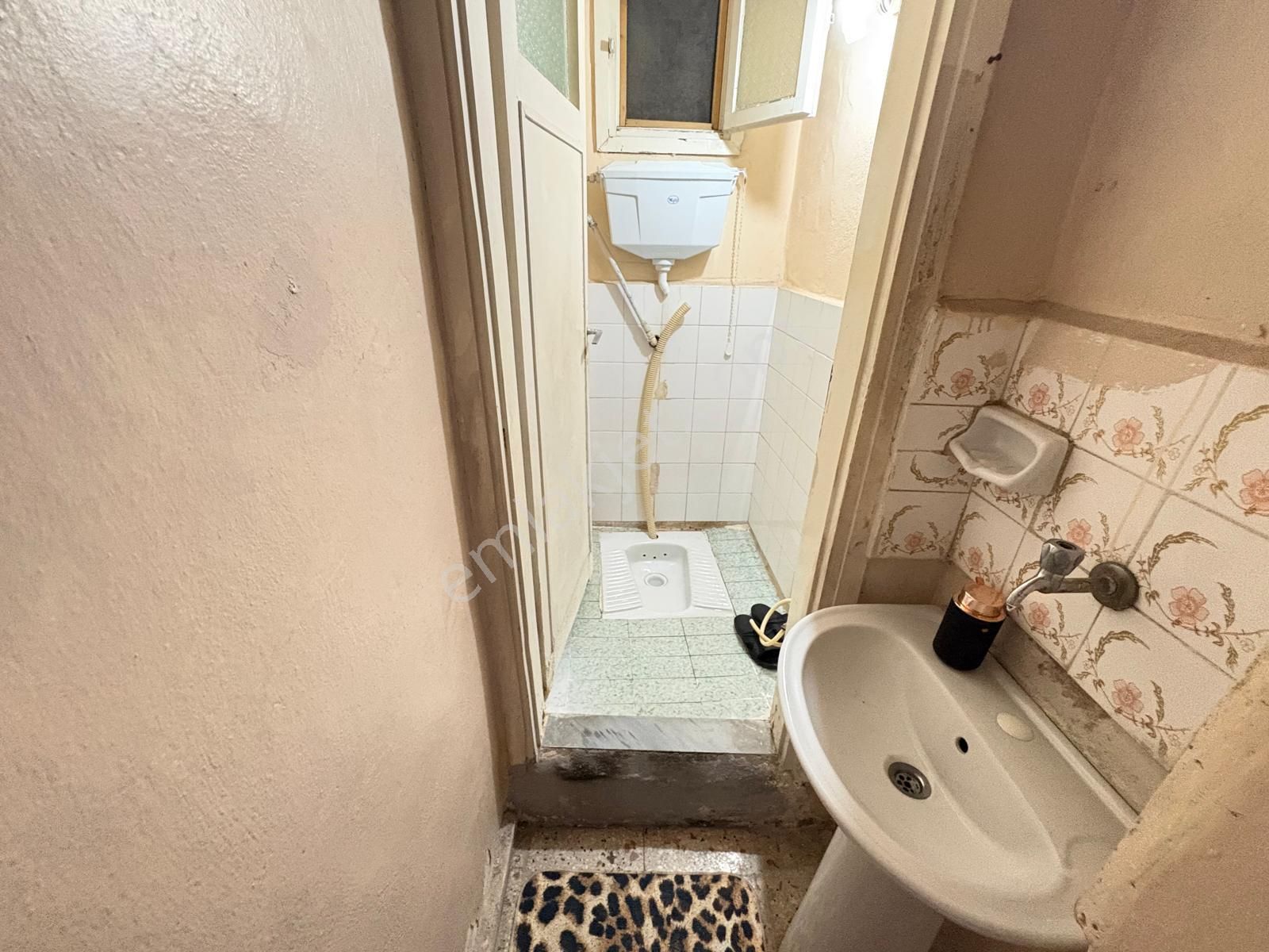 Prestij'den Sağlık'ta Emsalsiz Fiyata 3 Katlı Müstakil Bina - Görsel 24