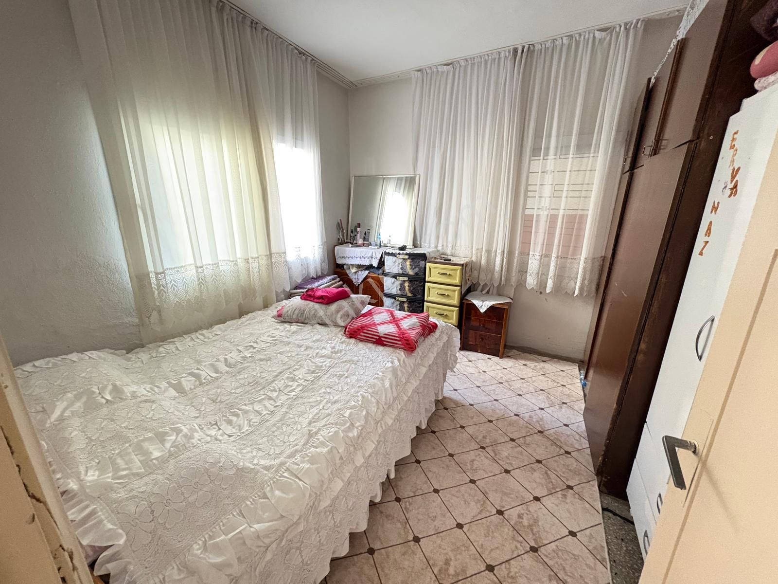 Prestij'den Sağlık'ta Emsalsiz Fiyata 3 Katlı Müstakil Bina - Görsel 7