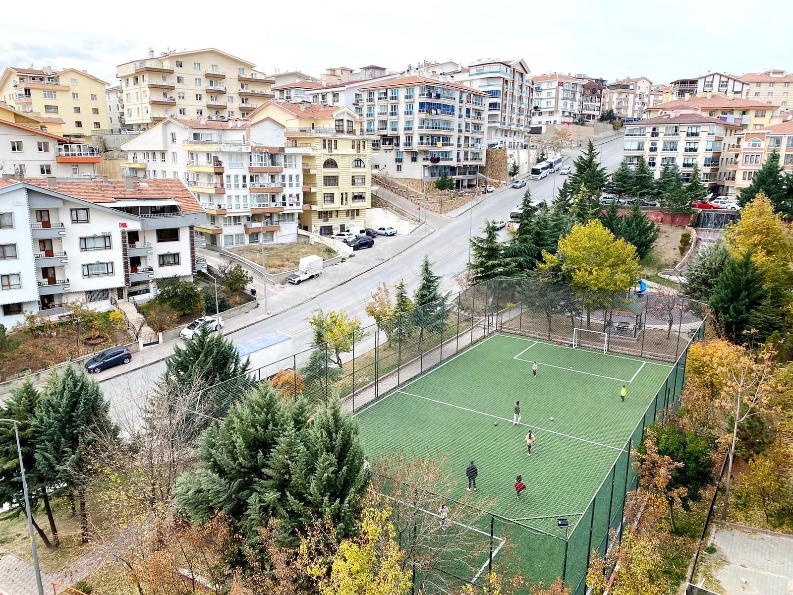 Uzman Emlak' 19 Mayıs Mh Özgürlük Caddesinde Orta Katta Full Yapılı 3+1 Daire - Görsel 29