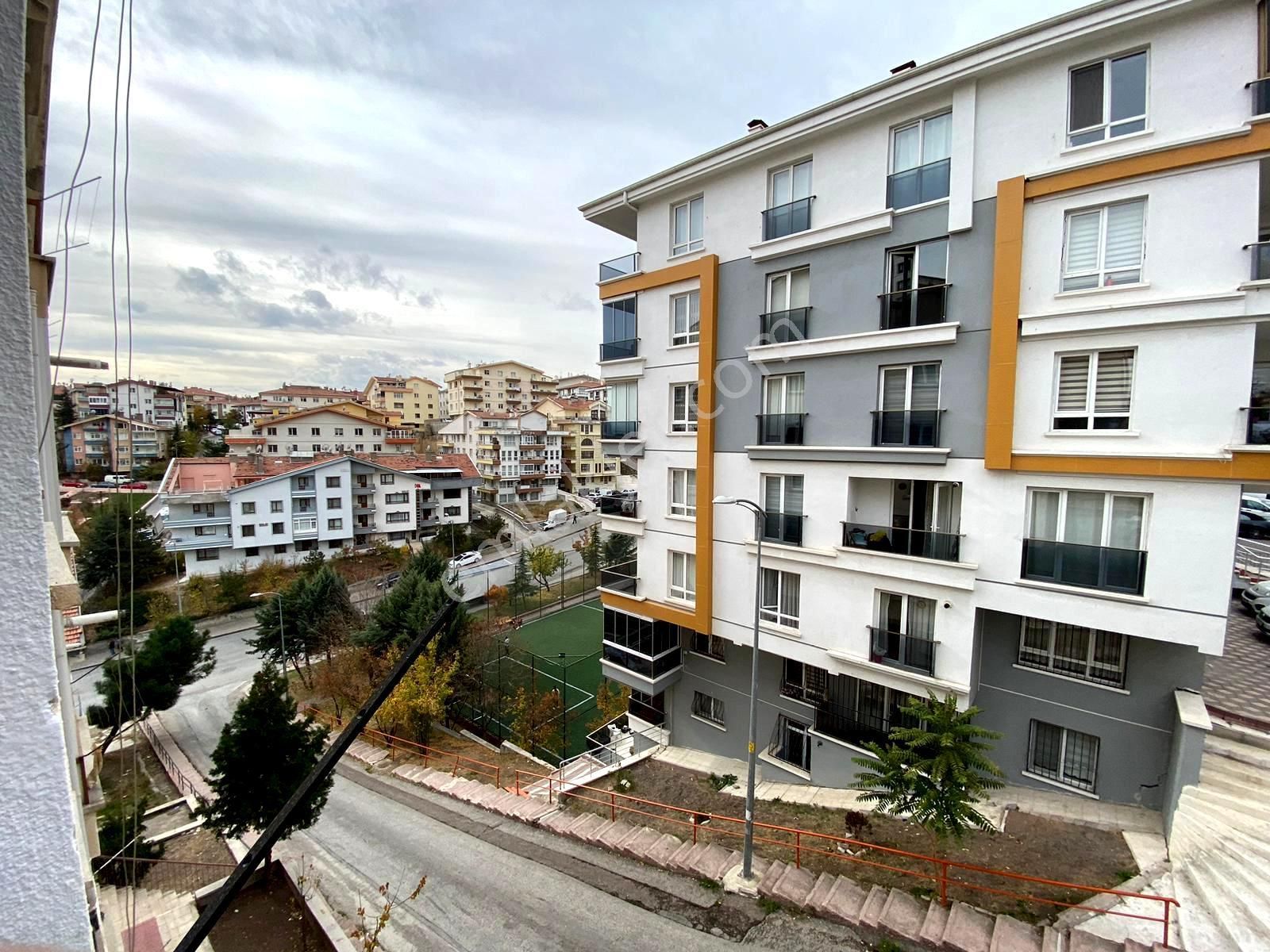 Uzman Emlak' 19 Mayıs Mh Özgürlük Caddesinde Orta Katta Full Yapılı 3+1 Daire - Görsel 28