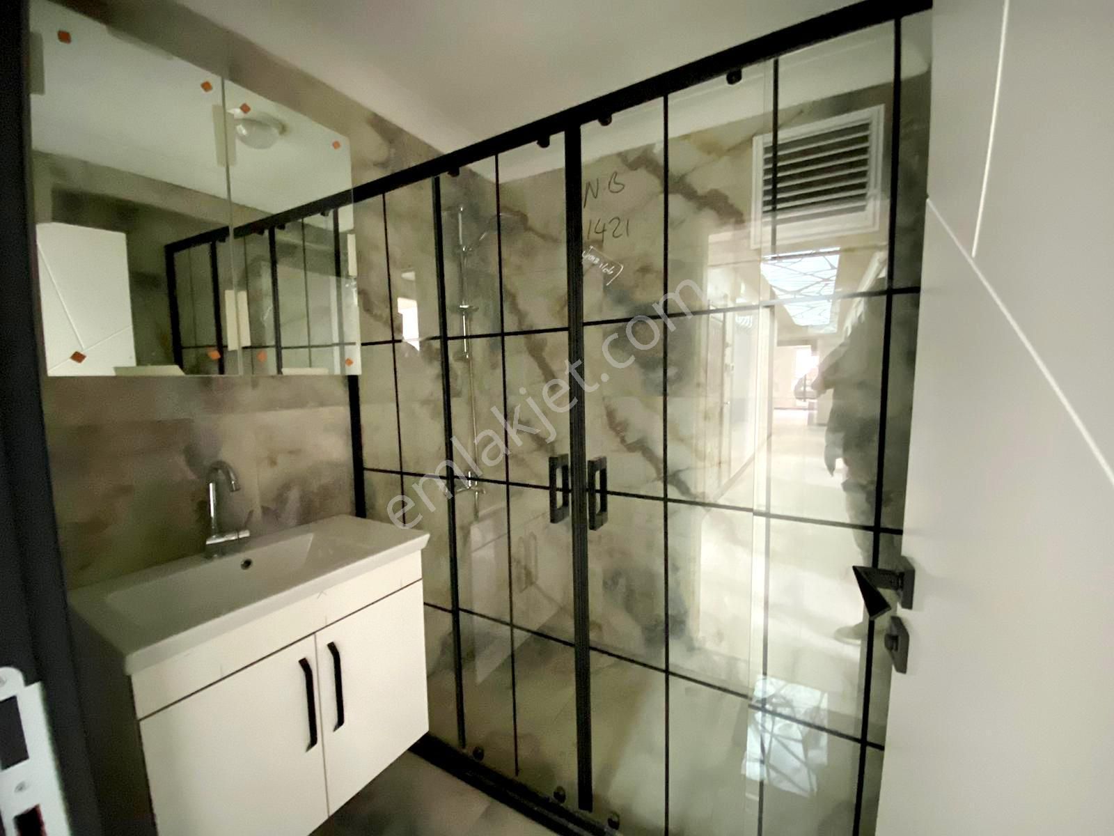 Uzman Emlak' 19 Mayıs Mh Özgürlük Caddesinde Orta Katta Full Yapılı 3+1 Daire - Görsel 18