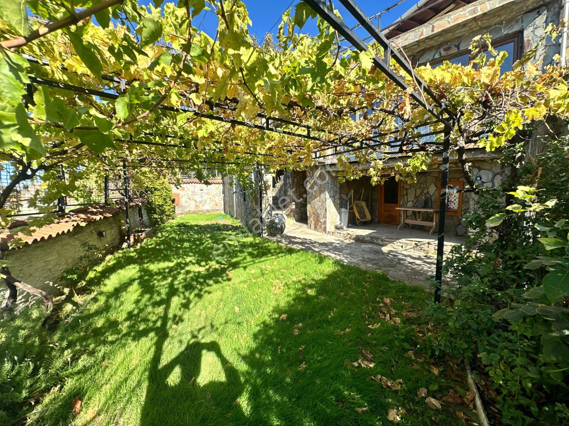 A Plus Gayrimenkulden Kaplan Köyünde Satılık 5+1 Müstakil Taş Ev - Görsel 32