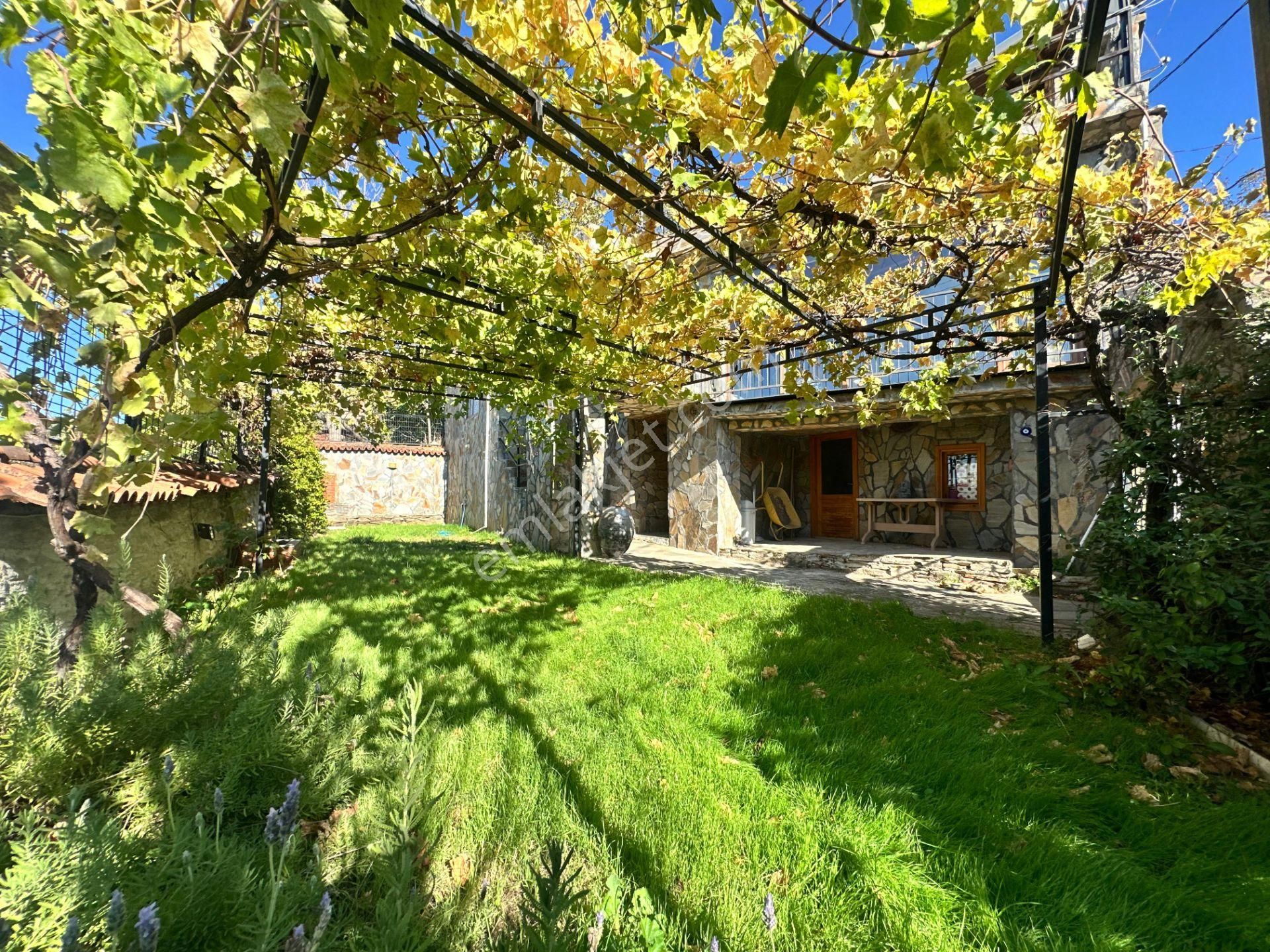 A Plus Gayrimenkulden Kaplan Köyünde Satılık 5+1 Müstakil Taş Ev - Görsel 35