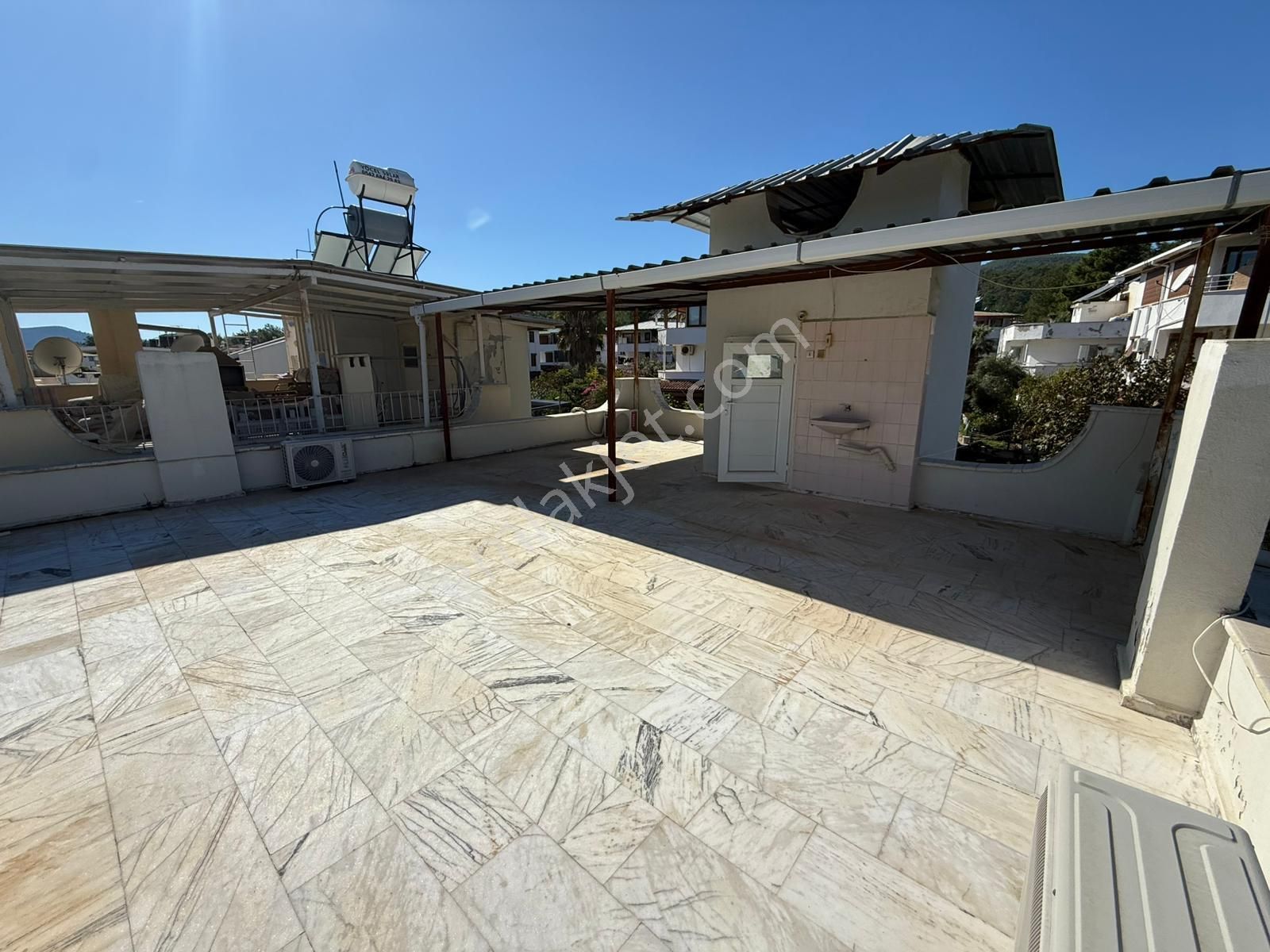 Denıze Sıfır, Zarafetın Ve Mavının Buluştuğu Rüya Gıbı Vılla - Görsel 34