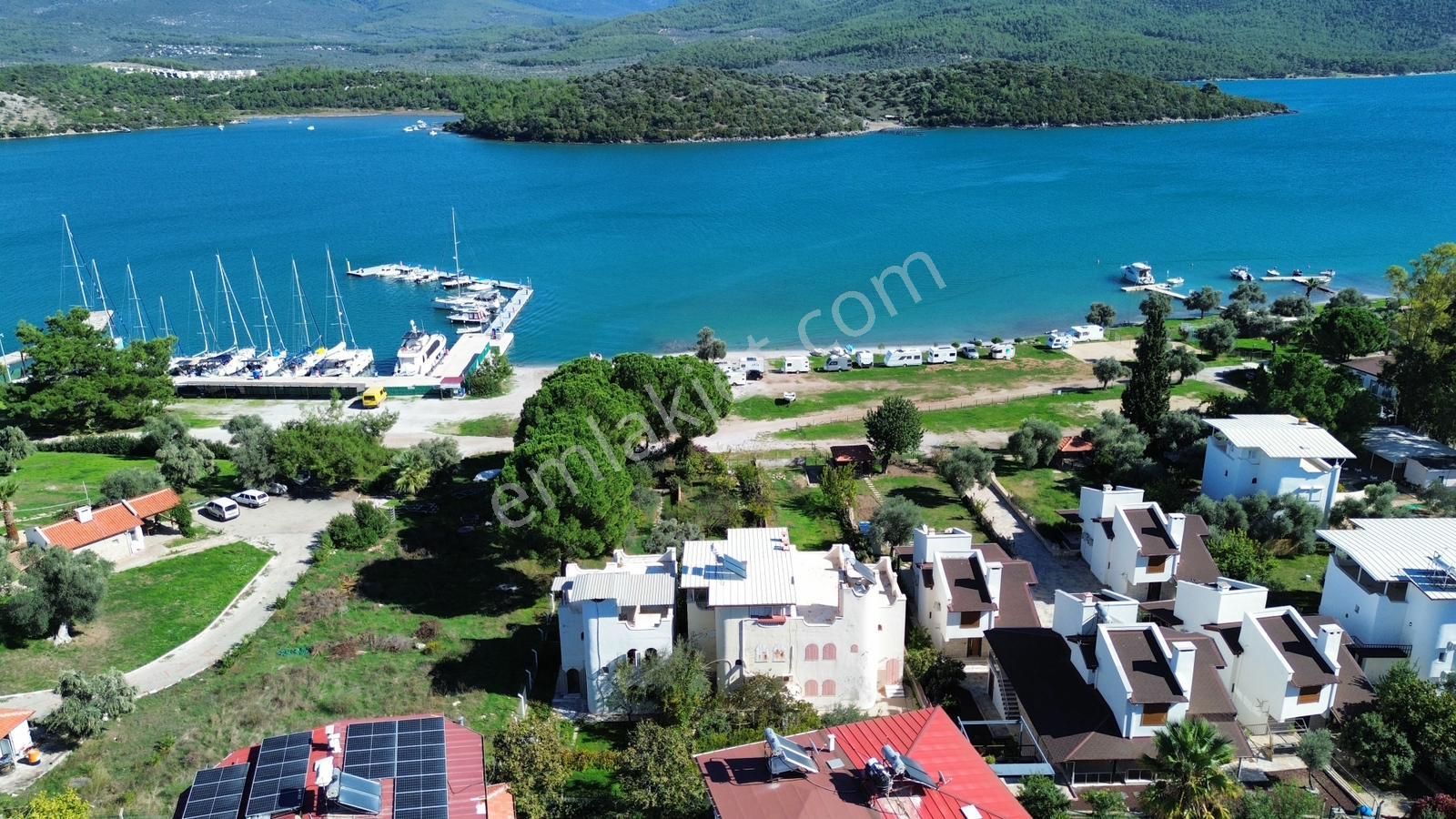 Denıze Sıfır, Zarafetın Ve Mavının Buluştuğu Rüya Gıbı Vılla - Görsel 4