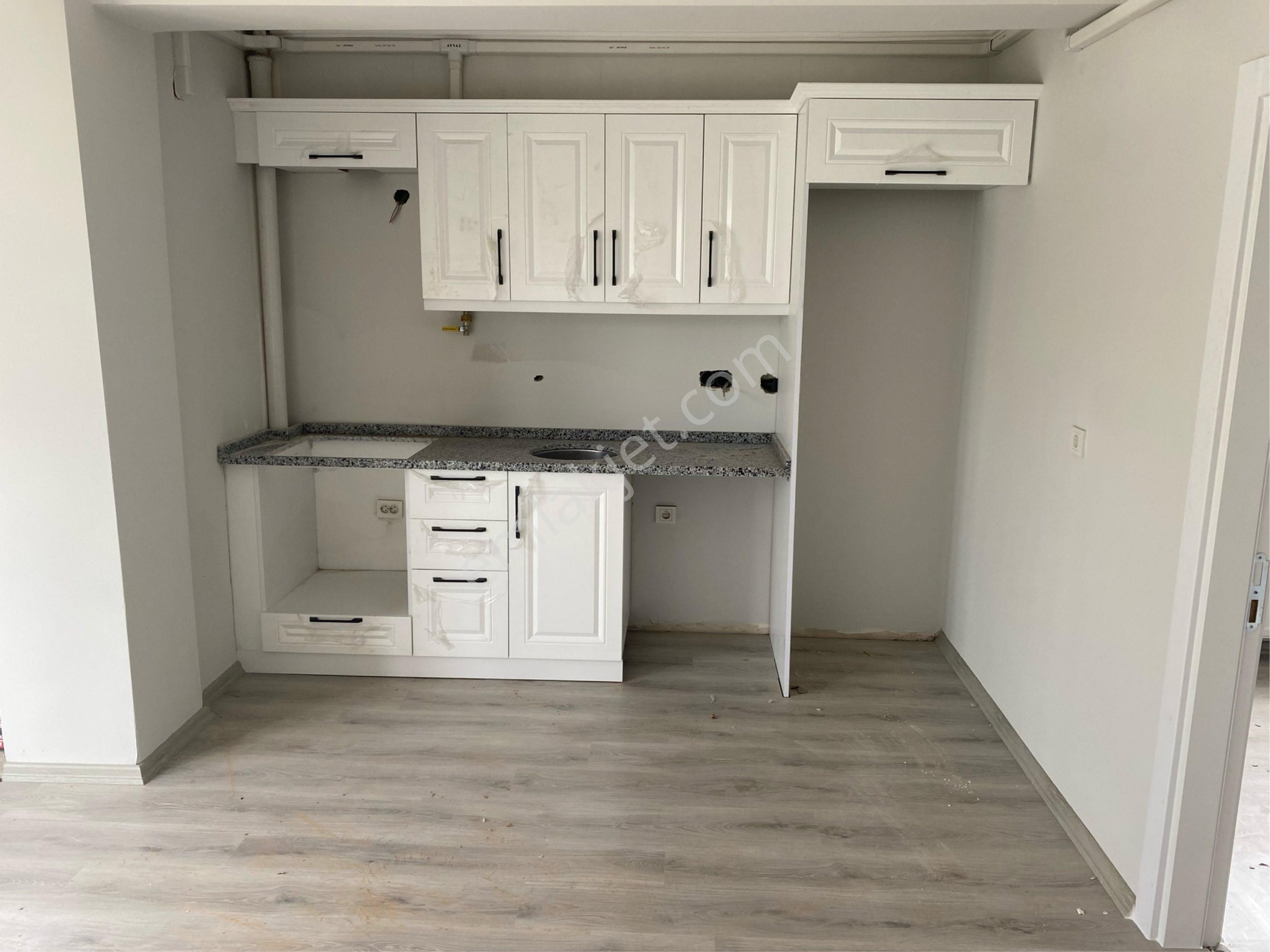 Biga Şirintepe De Satılık 1+1 Daire - Görsel 4