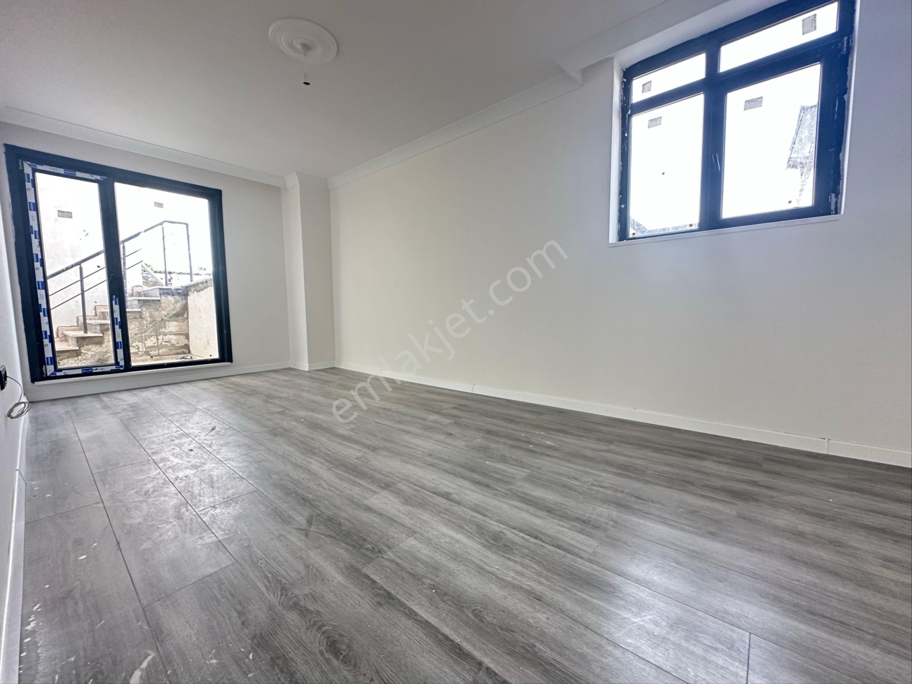 Vizyon Emlak'tan Marmaray'ın Yanı Başında Lüks 2+1 Daire - Görsel 11