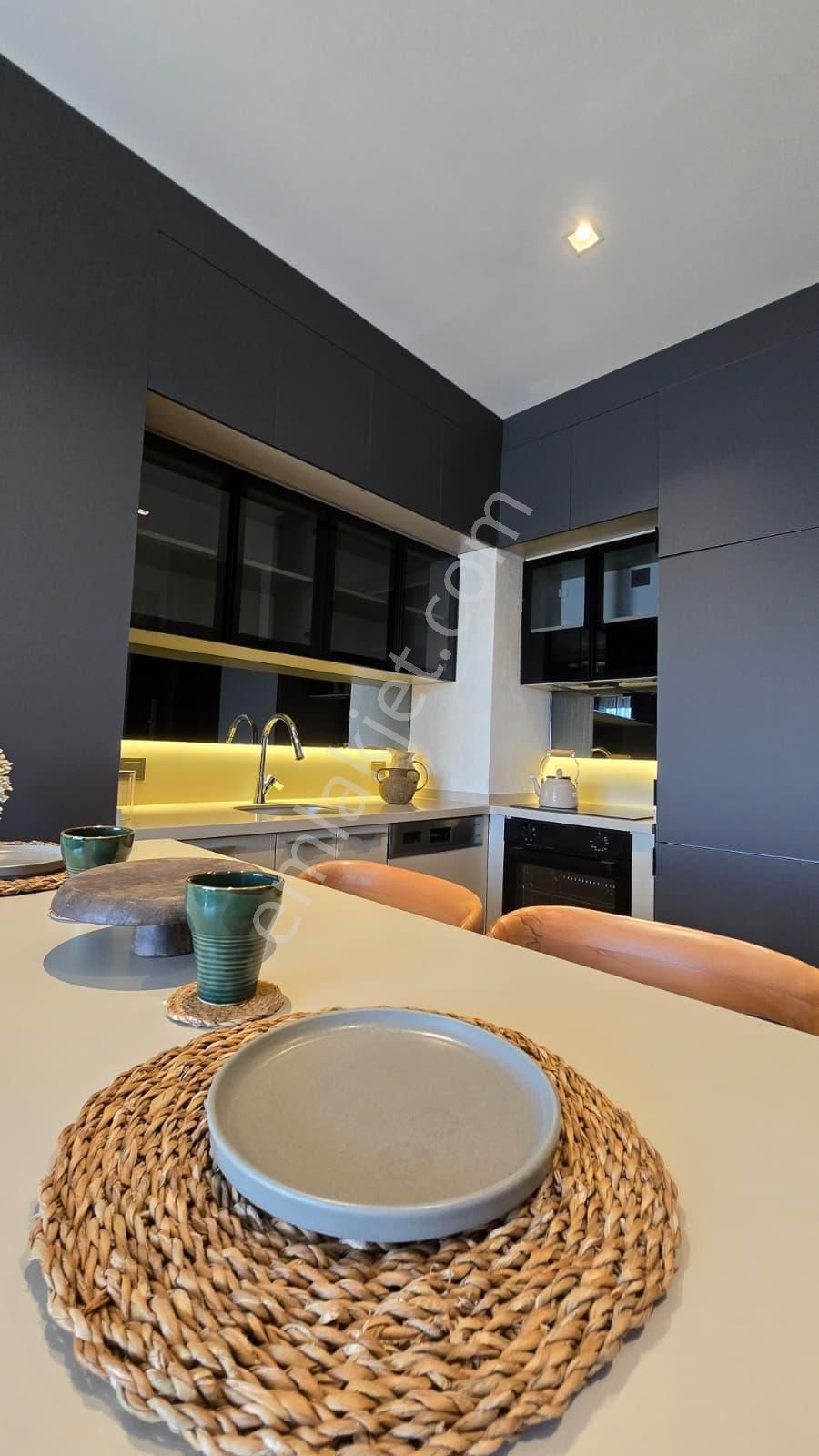 Saraycık'ta Finest Bulvar'da Cadde Üstü 1+1 Satılık Daire - Görsel 13