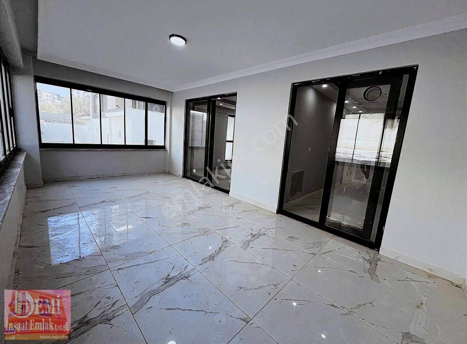 8.katlılar Bölgesi 30m2 Balkonlu Ön Cephe 2+1 120 M2 Dairemiz - Görsel 11