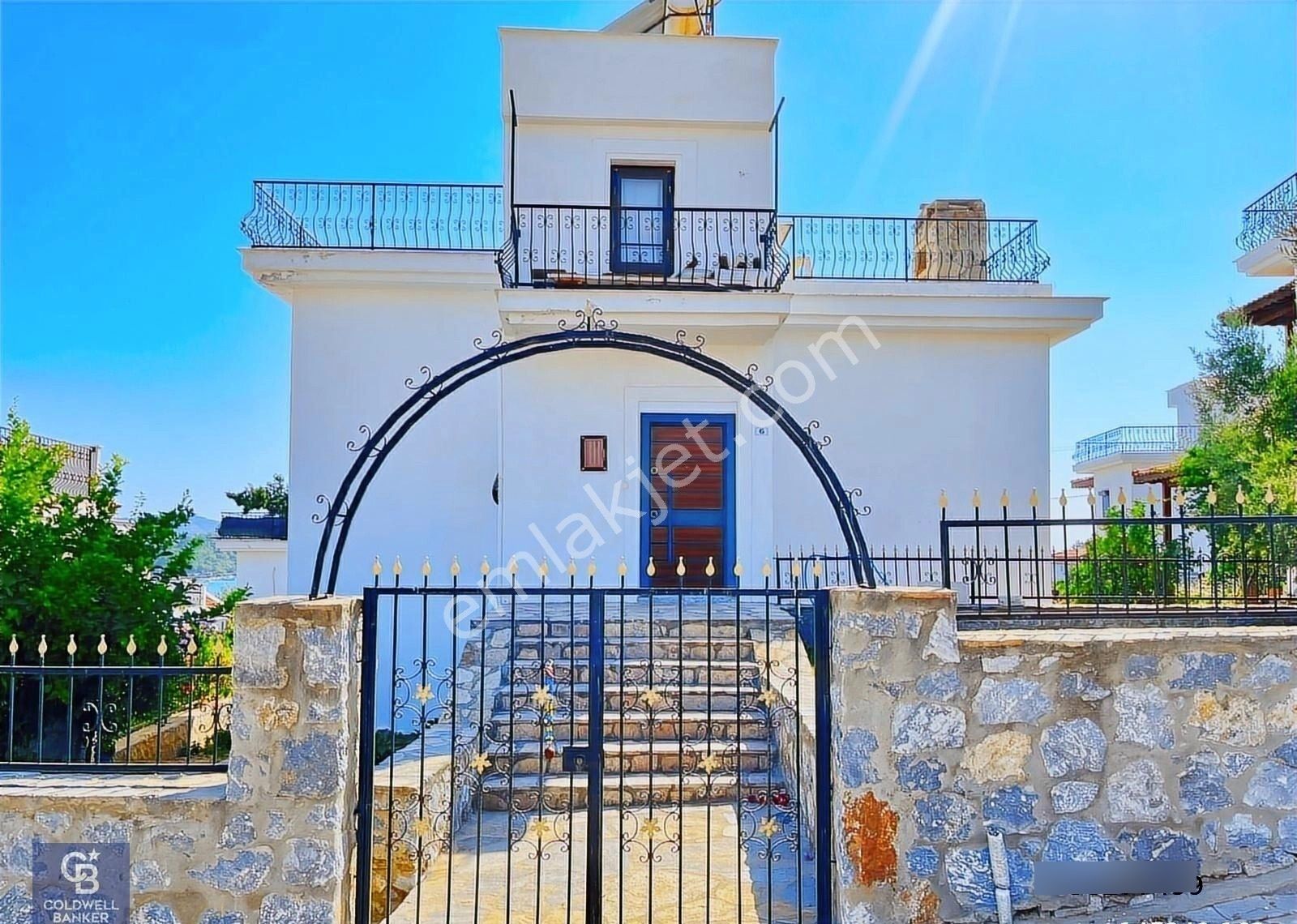 Kıyıkışlacıkta Site İçerisinde Geniş Bahçeli 3+1 Müstakil Villa - Görsel 2