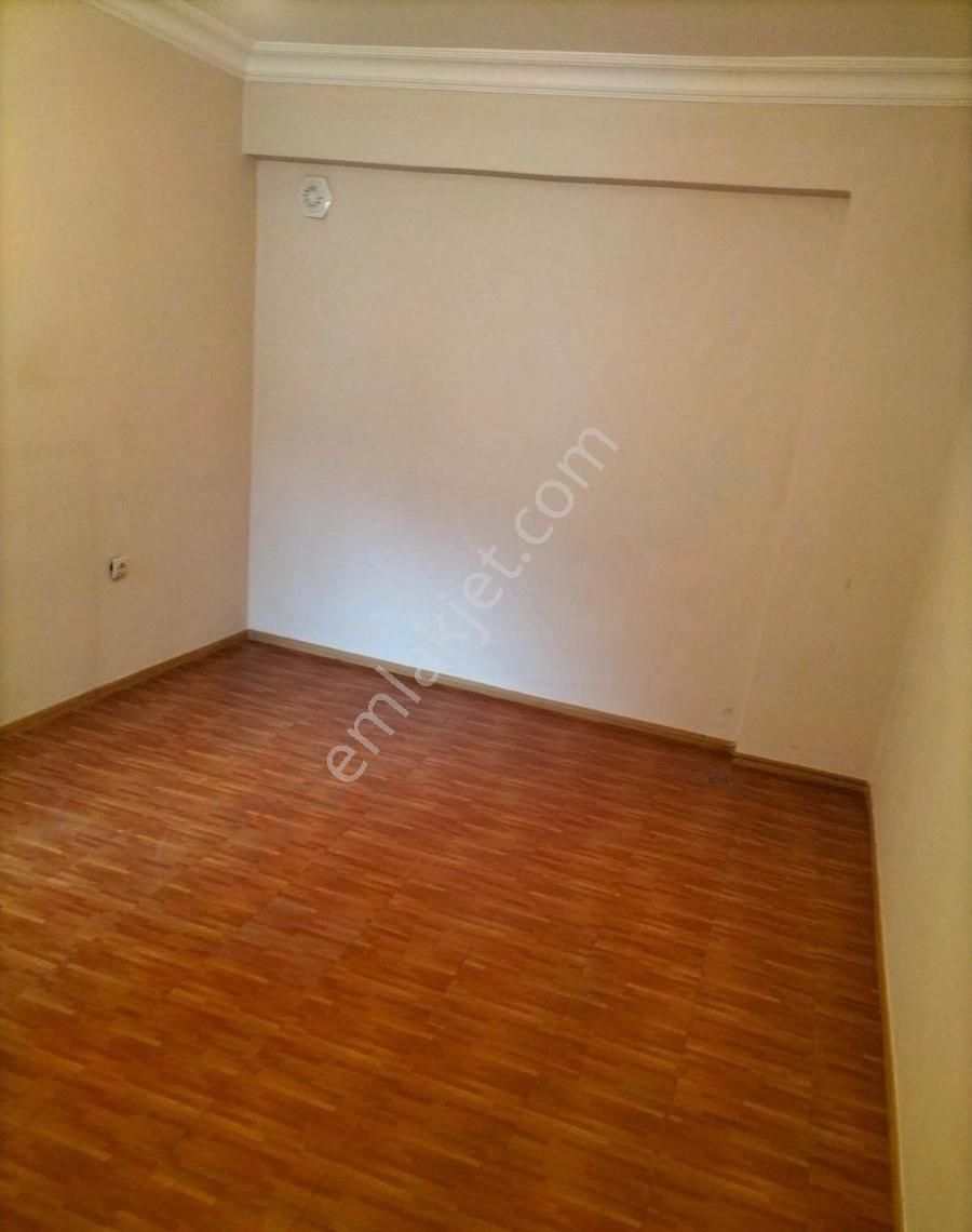 100. Yılda Merkezi Konumda Sitede Ara Kat İskanlı Ferah Daire - Görsel 17