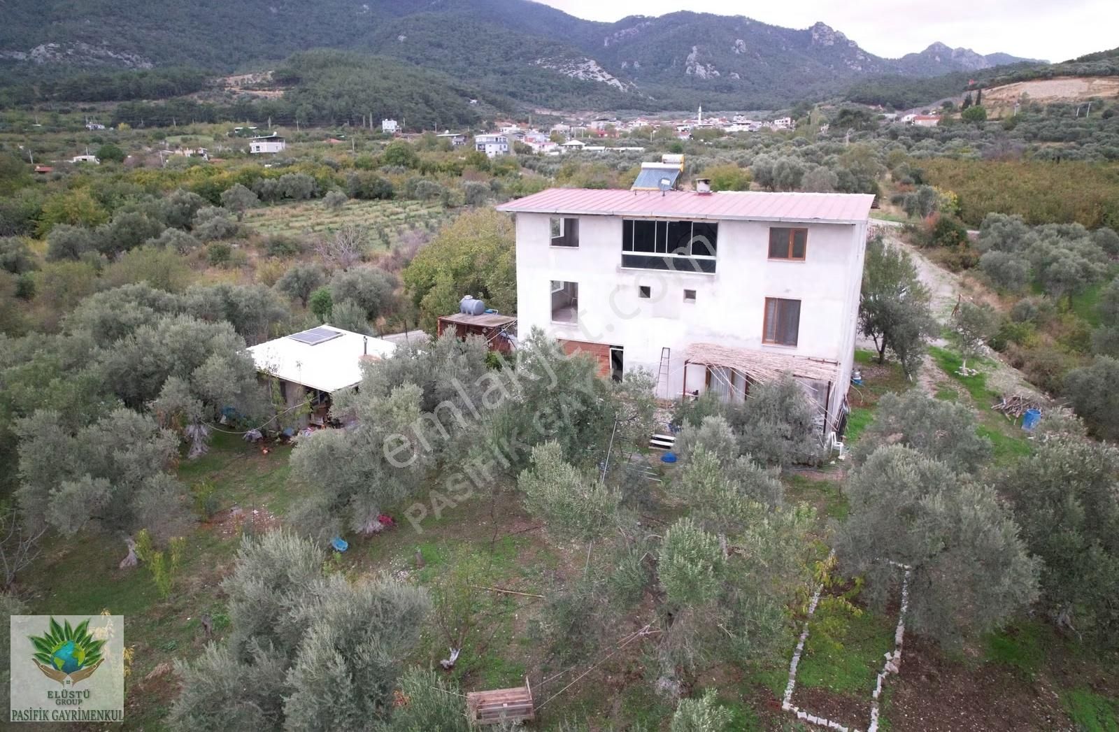 Pasifikten Kemalpaşada Satılık 4.280 M² Arazi Ve Tripleks 2 Ev - Görsel 5